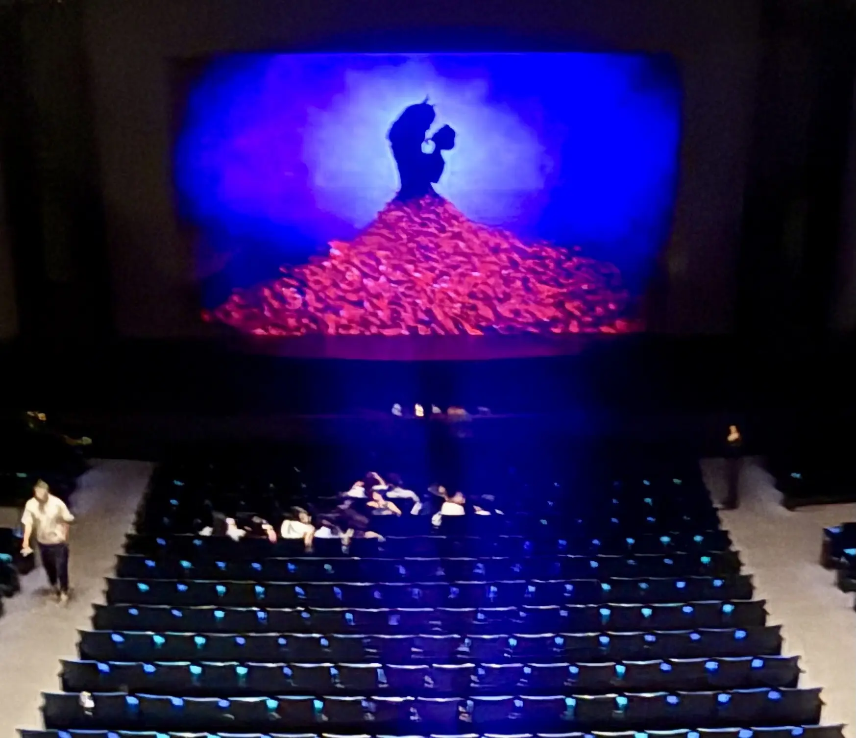 美女と野獣　シアター