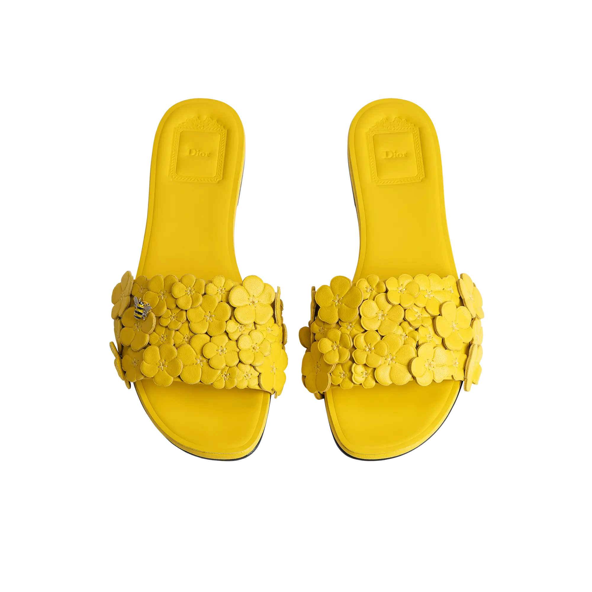 幸運を呼ぶ「レディ ディオール」の新作バッグが大人のおしゃれ心を満たす【eclat’s pick up】_1_4