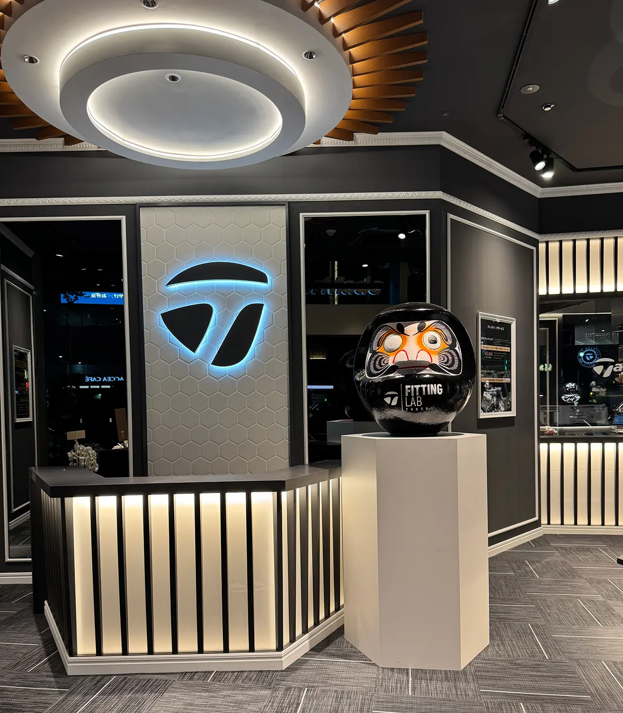 テーラーメイド フィッティング ラボ トウキョウ 内観