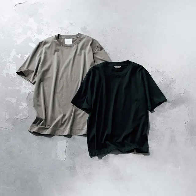 【50代、Tシャツの最適解】選ぶべきはゆとりクルーネック&ほんのりドロップショルダー