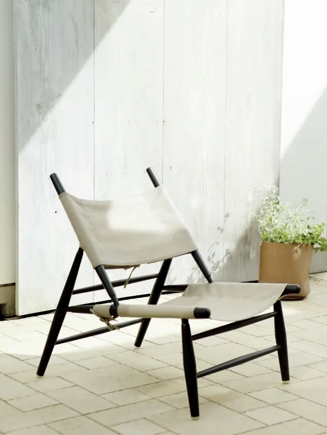 Wohlert Aluminium Triangle Chair