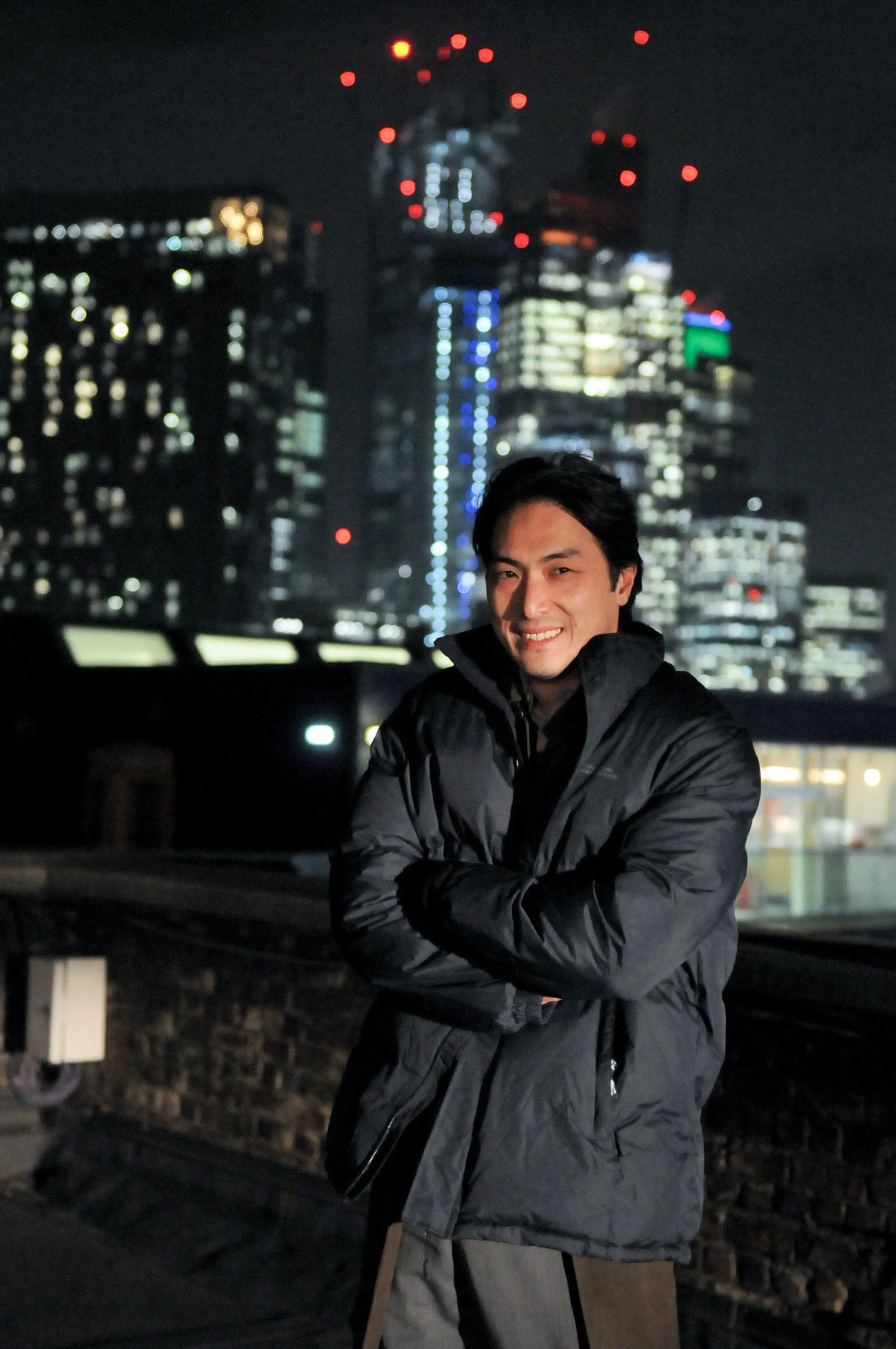 ハマること必至の英国ドラマ「Giri/Haji」。平岳大さん、厳寒ロンドンでの撮影は……。_1_6