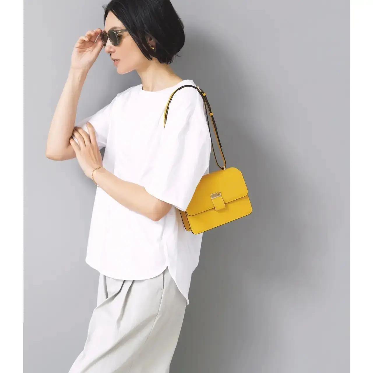 【気温30度の服装】日中の気温が30度の時の最適な服装は？50代におすすめのコーディネート6選