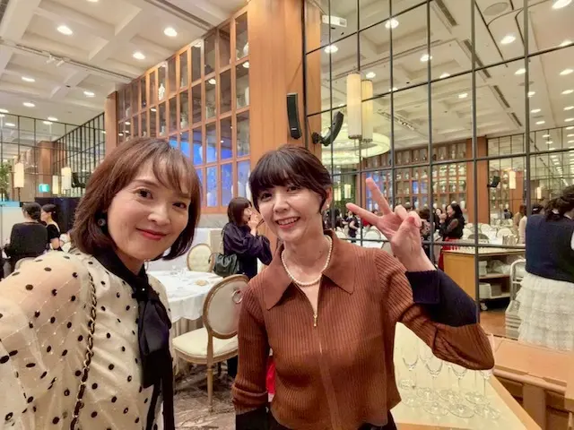 いつもと違うヘアアレンジして華やかな時間♡_1_7-1