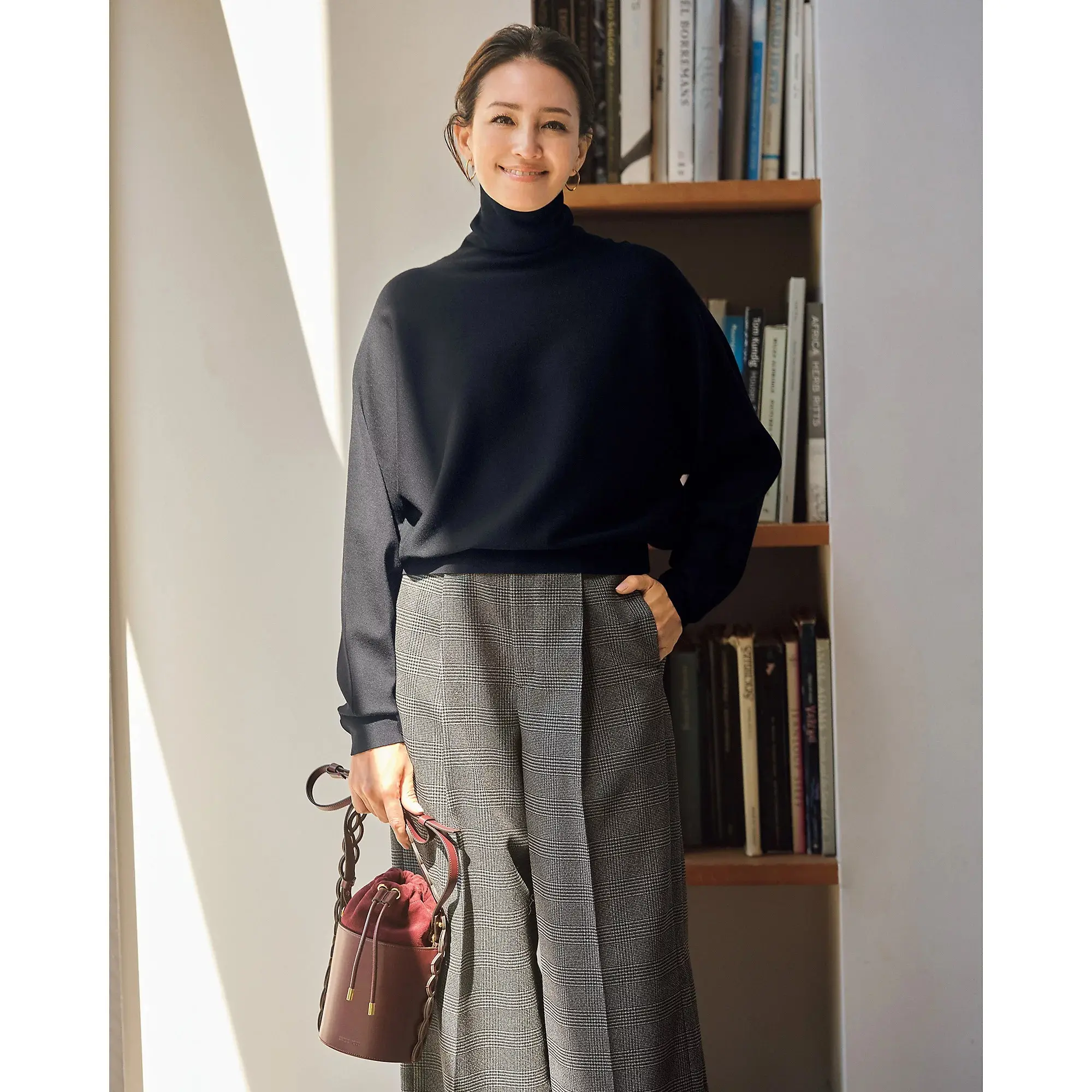 幸せな冬時間はお気に入りの一枚から！心地よく華やかな「エブリデイニット」_1_18