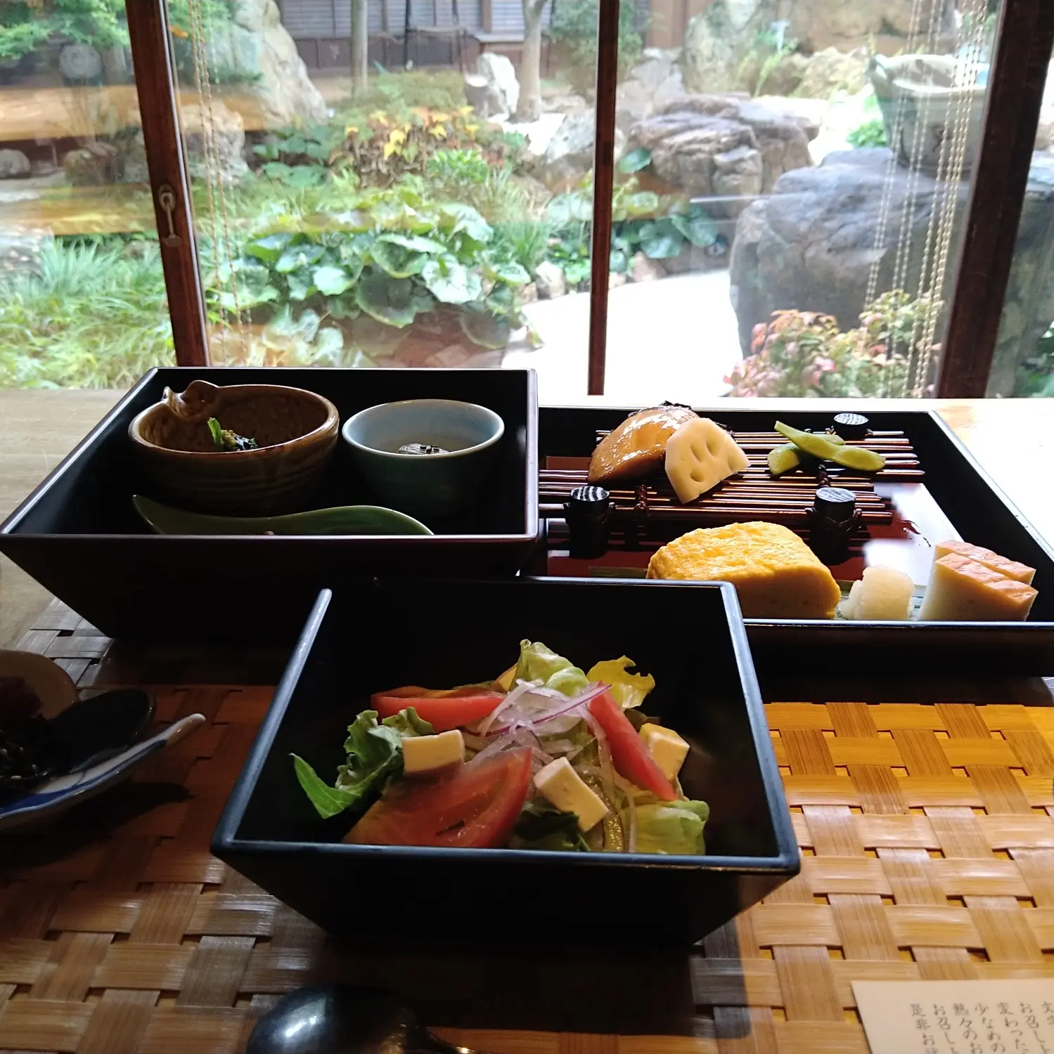 角上楼の朝食