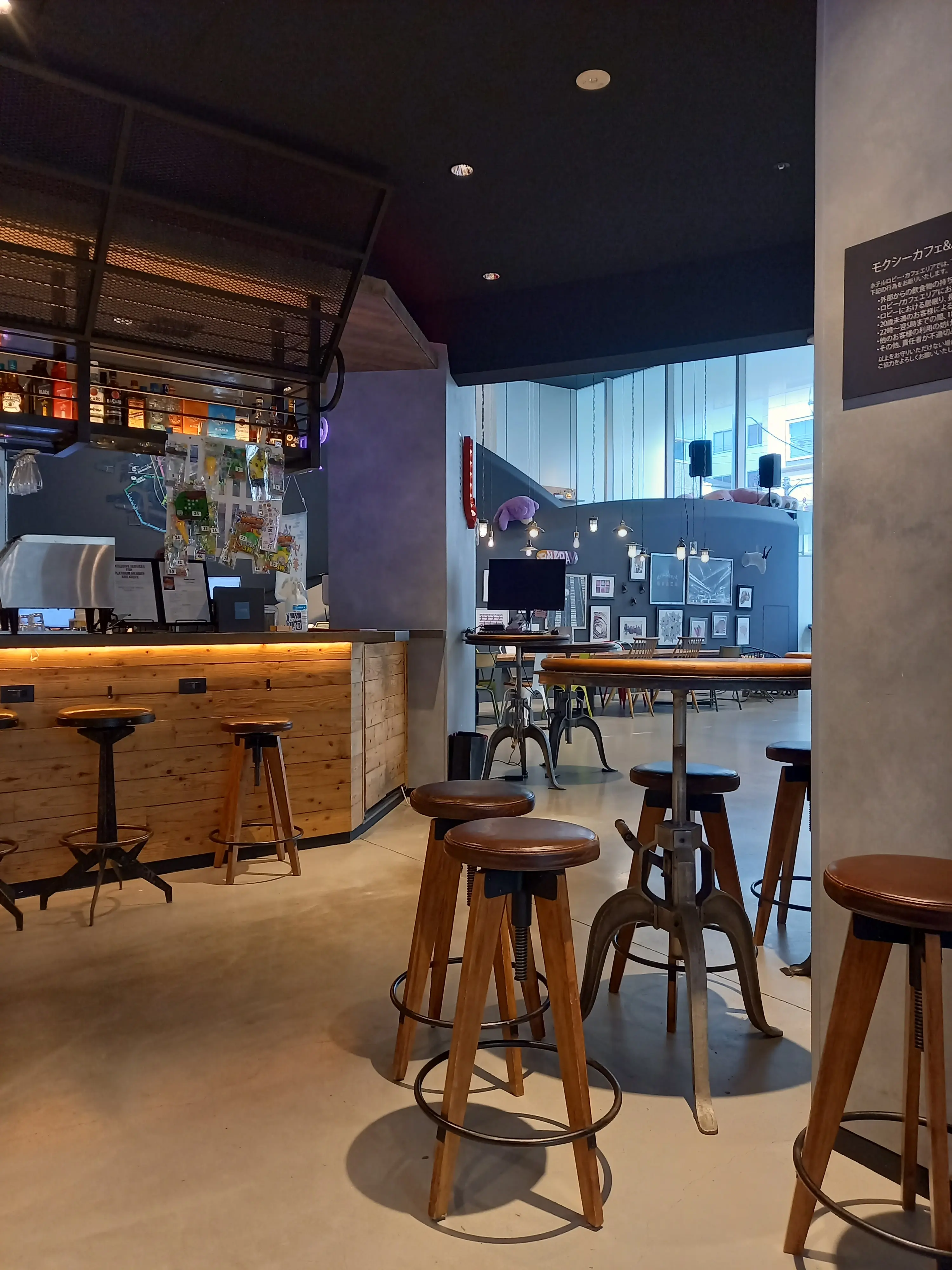 モクシー大阪本町とTHE OSAKA STATION HOTEL。静と動を感じた大阪のホテルステイ_1_9