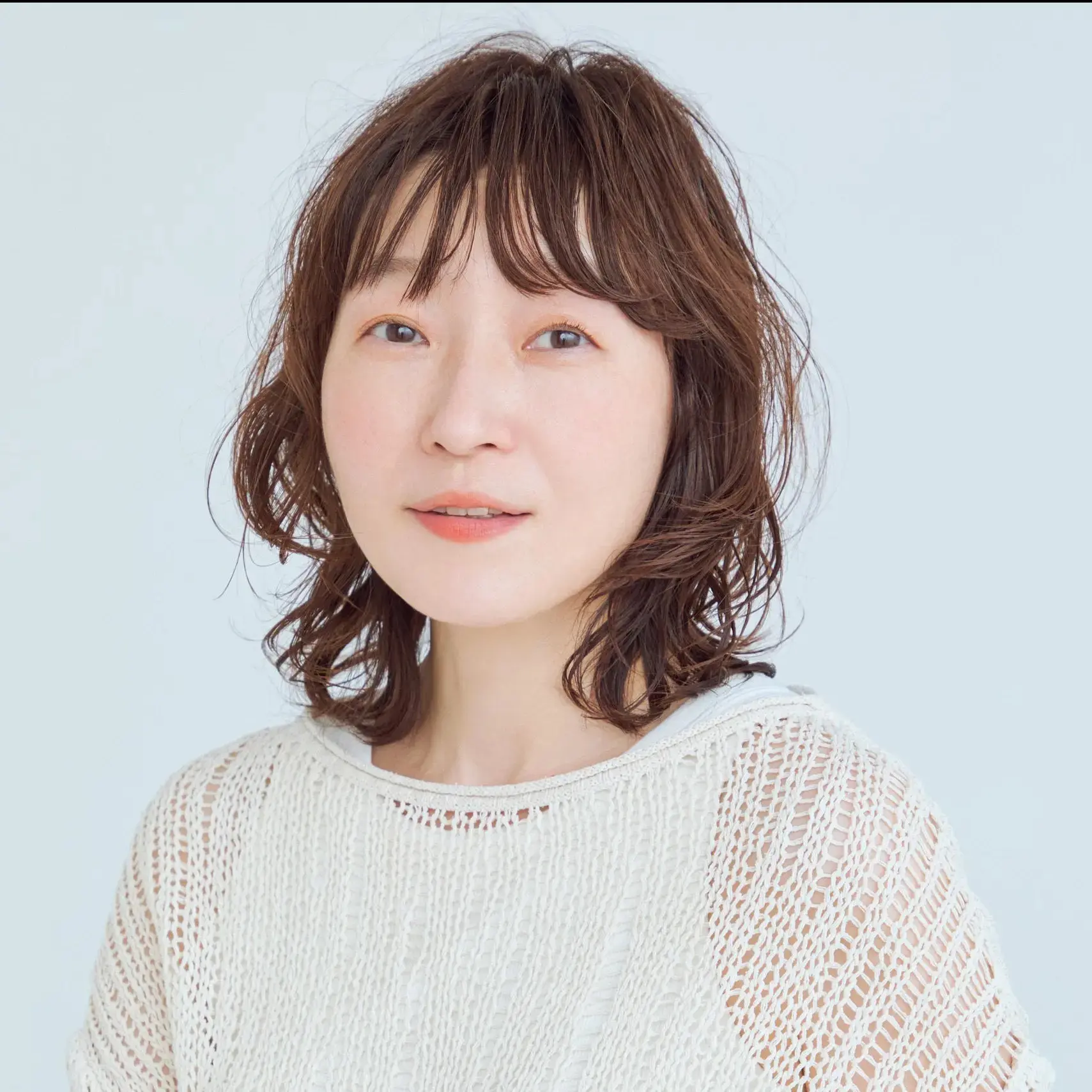 【50代におすすめのミディアムヘア60選】手入れが楽で老けて見えない！秋の上品ミディアムヘア