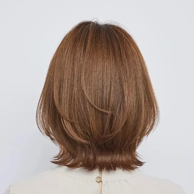 ボリューム出しも小顔効果も！くびれボブの魅力を検証【50代髪型・ヘアスタイル】