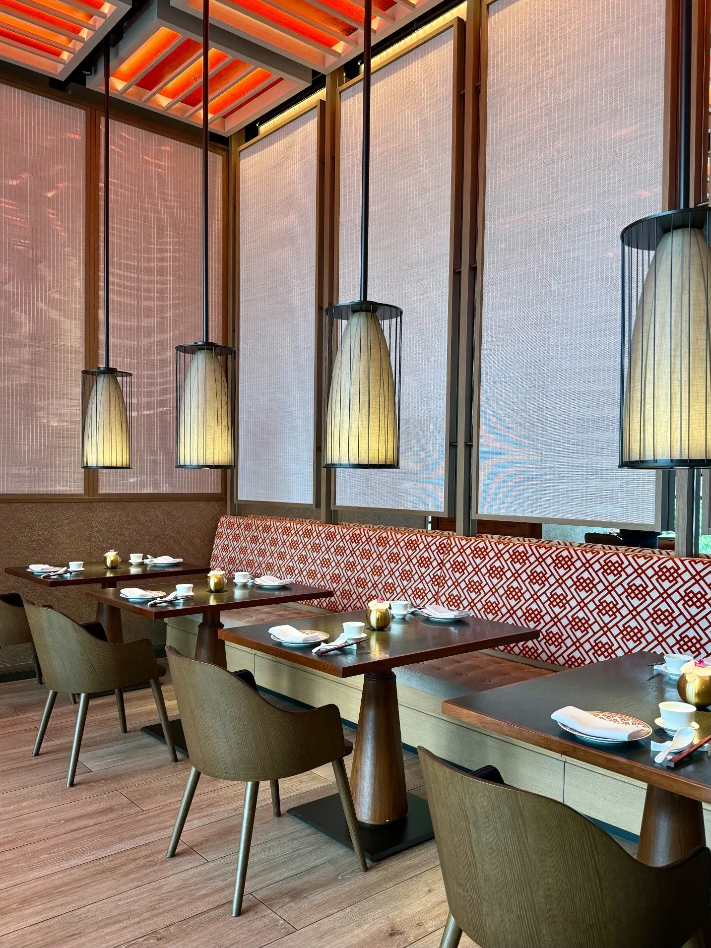 麻布台ヒルズ　ホテル「ジャヌ東京」虎景軒（フージン）　店内写真