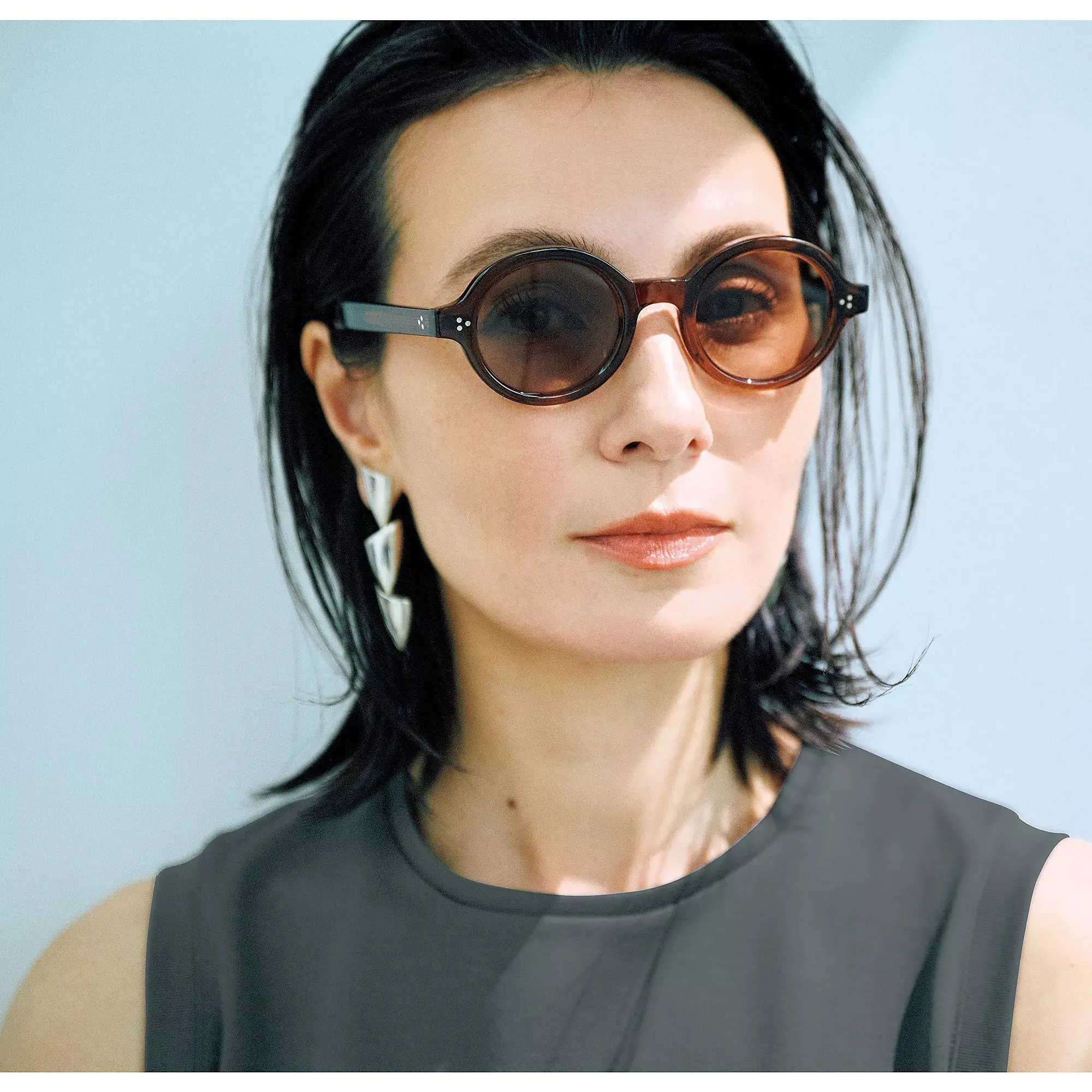 涼しくラクにスタイルアップ！ 坪田あさみさんに聞く「おしゃれの輪郭」のつくり方_1_15