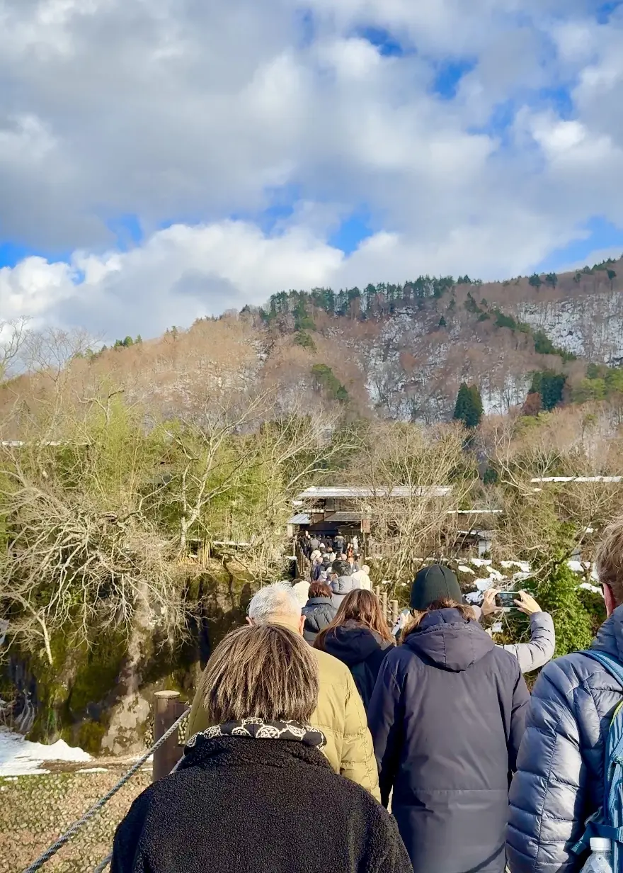 飛騨高山から世界遺産・白川郷へ！気温0℃も怖くない、大人のための防寒レイヤード術_1_1