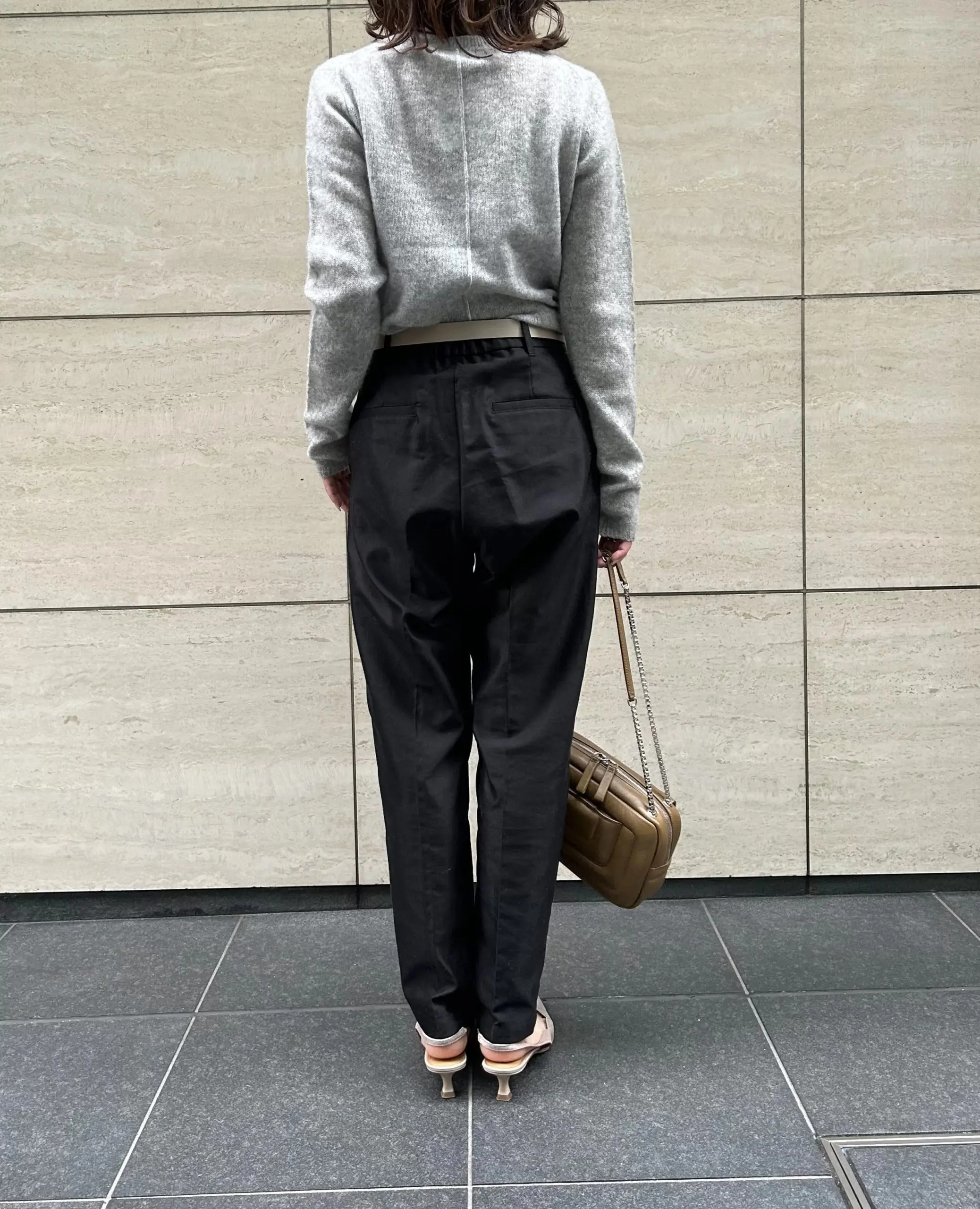 お家で洗えるカシミヤ100%の極上ニット。トレンドのシアー感のも注目「ADAWAS×eclat・別注ニット」【50代ファッション】_1_3