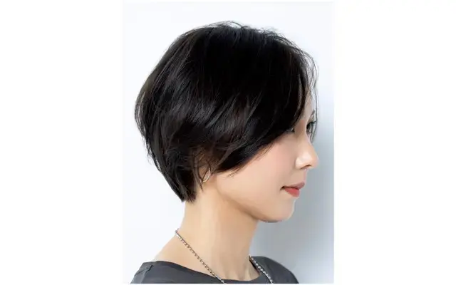 女性らしいやわらかい印象ショートボブ