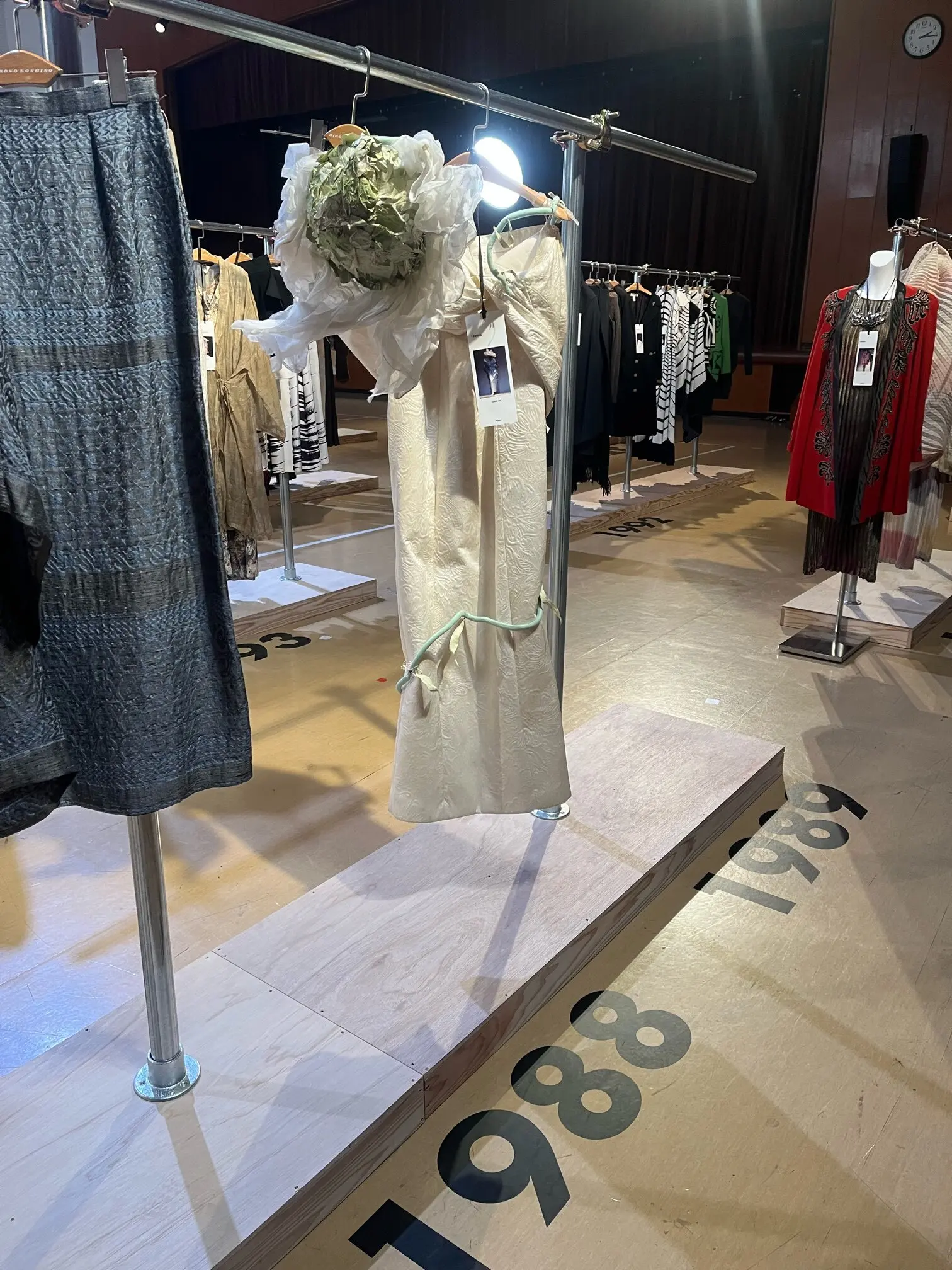 「流行ではなく、思想をまとうという選択。」ーコシノヒロコ・アーカイブ展_1_2-2