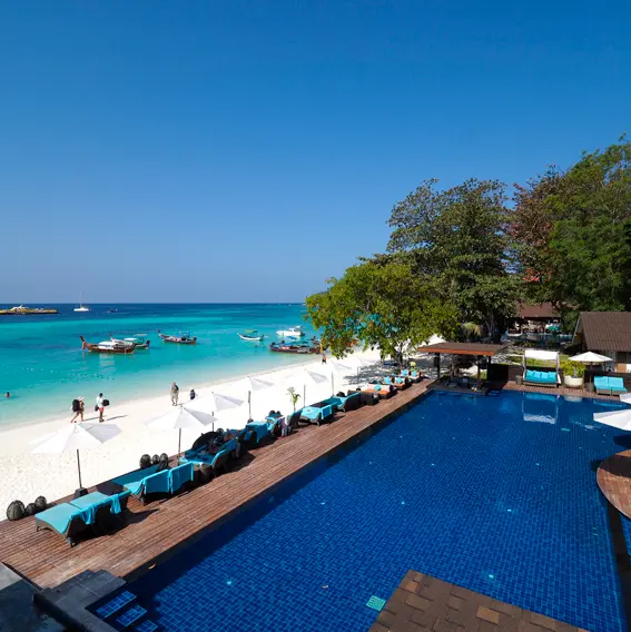 タイビーチのビーチを楽しむ、離島のホテル5選(リペ/クラダン/サメット