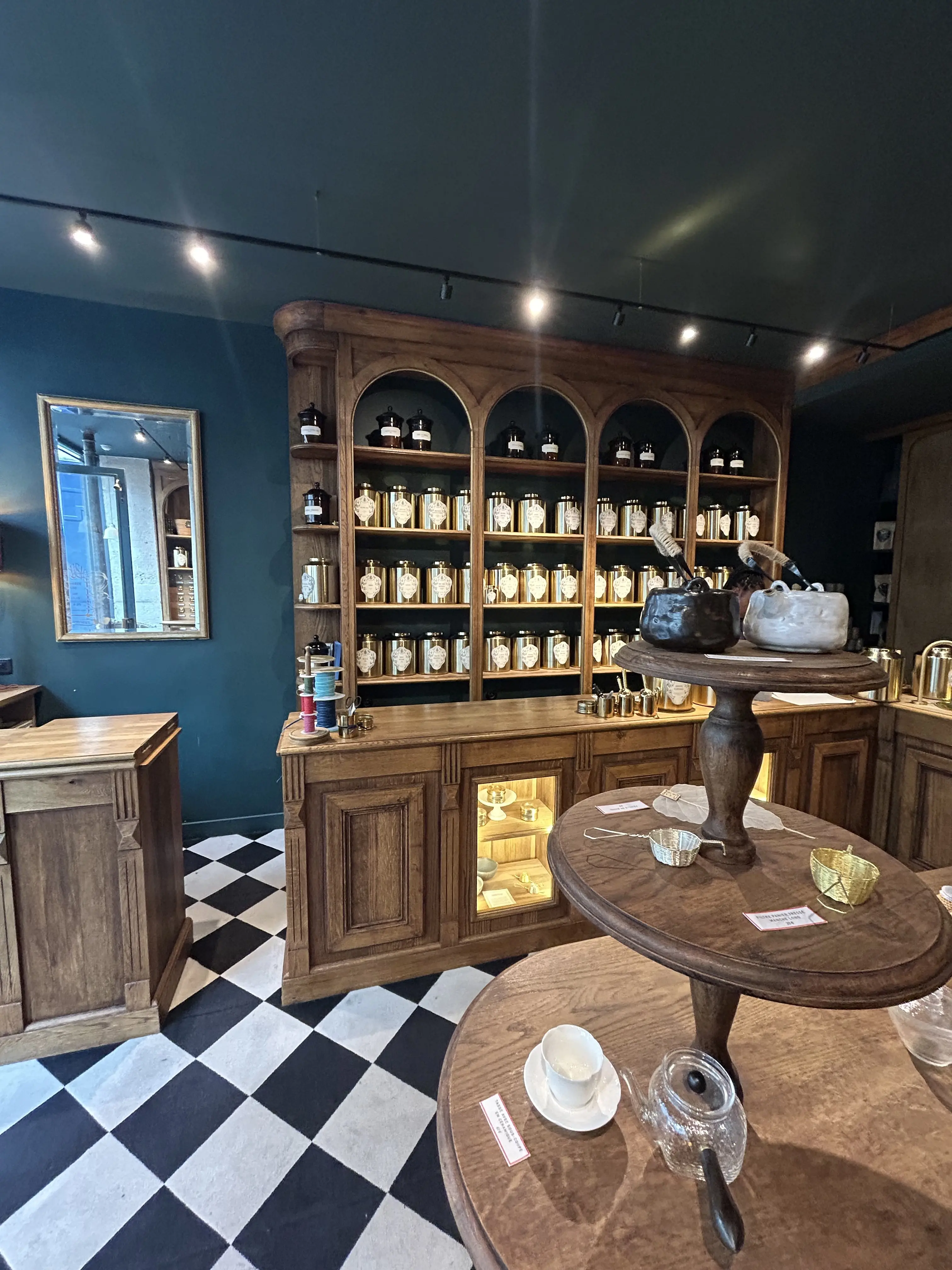 Conservatoire des Hémisphères（コンセルバトワール・デ・ゼミスフェール）ー完全オーダーメイドの紅茶専門店　【パリのお土産】
