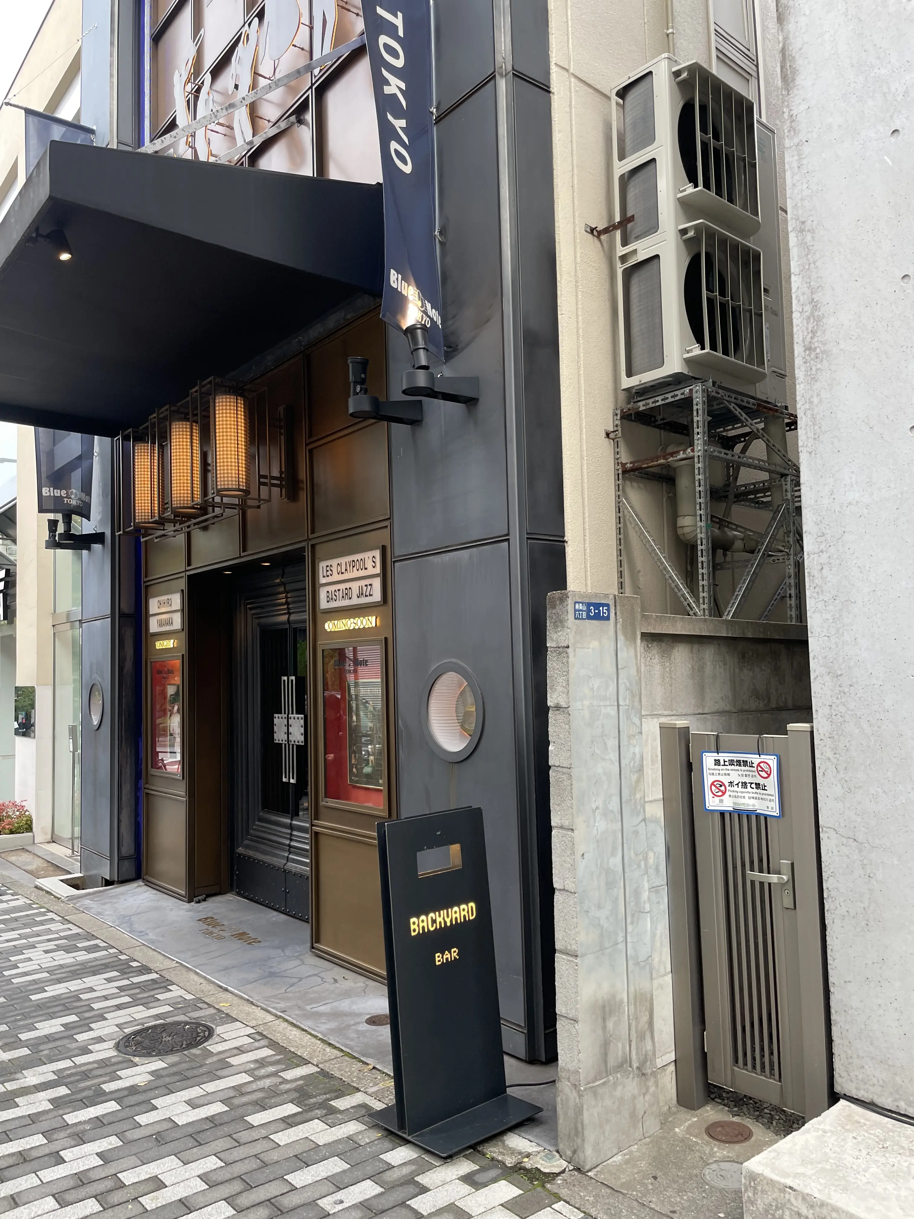 カーキ＆ブラックで青山デート_1_2-1