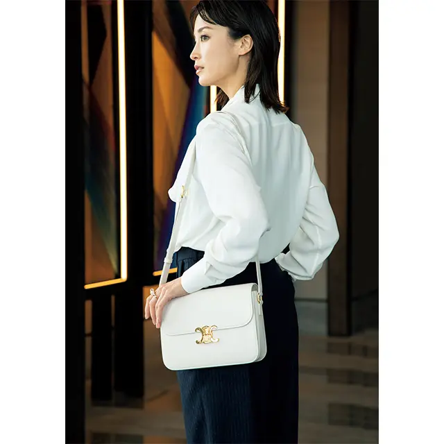 セリーヌショルダーバック・白ファッション - バッグ