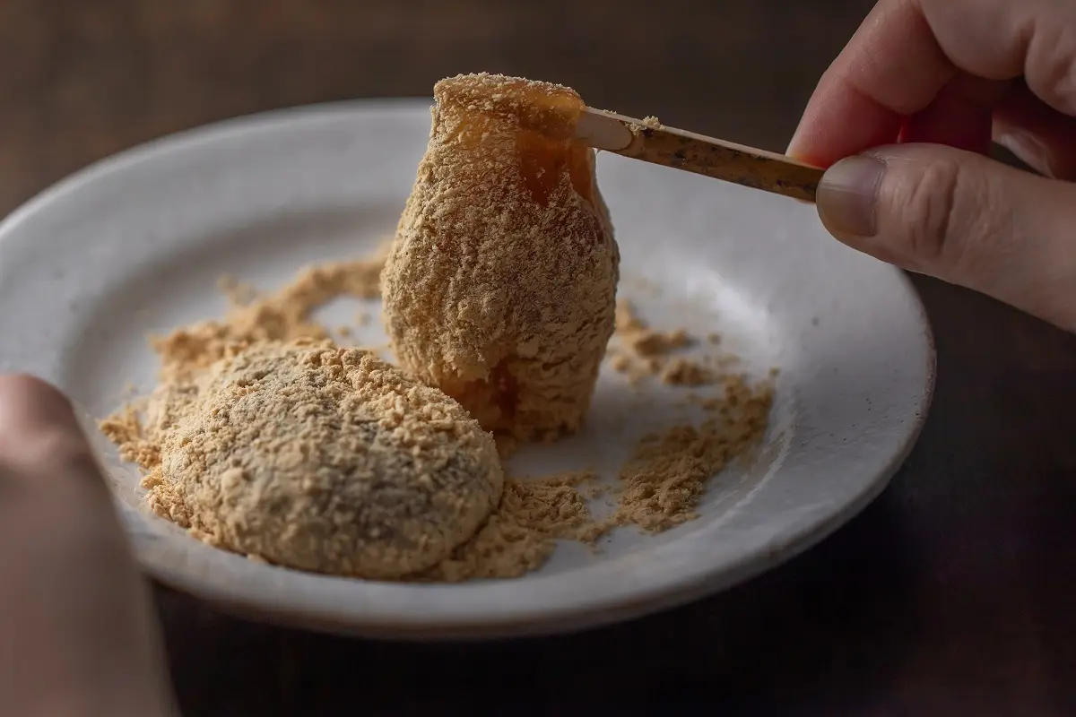 名古屋　おみやげ　ツバメヤの「黄金（こがね）わらび」