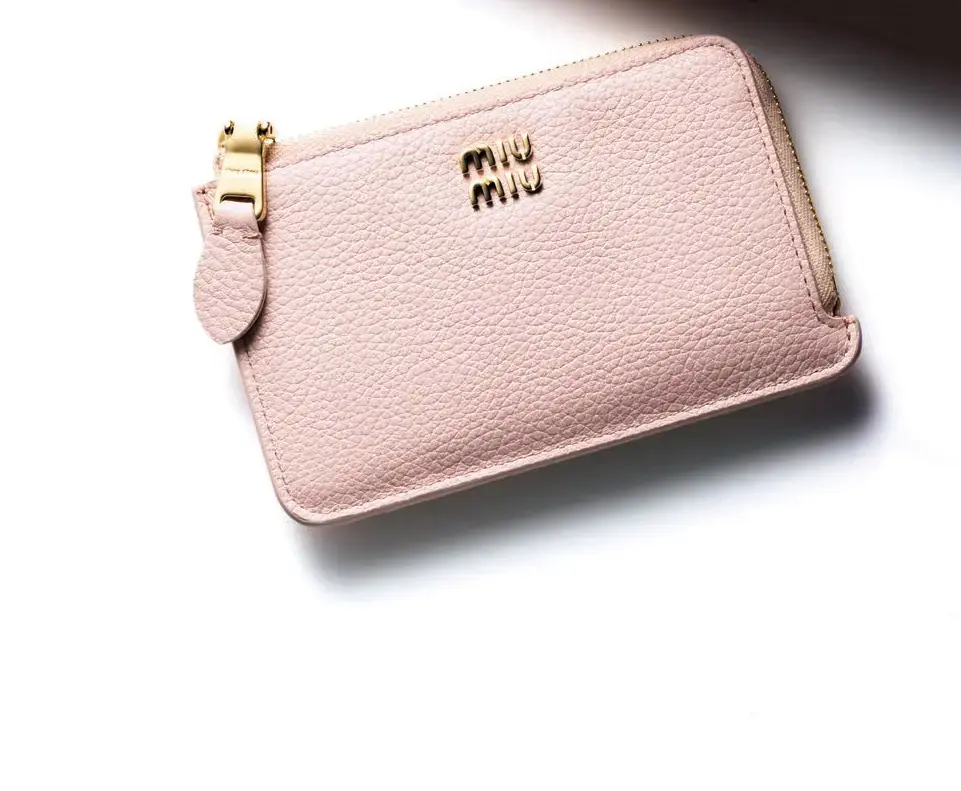 ミュウ ミュウ　カードケース