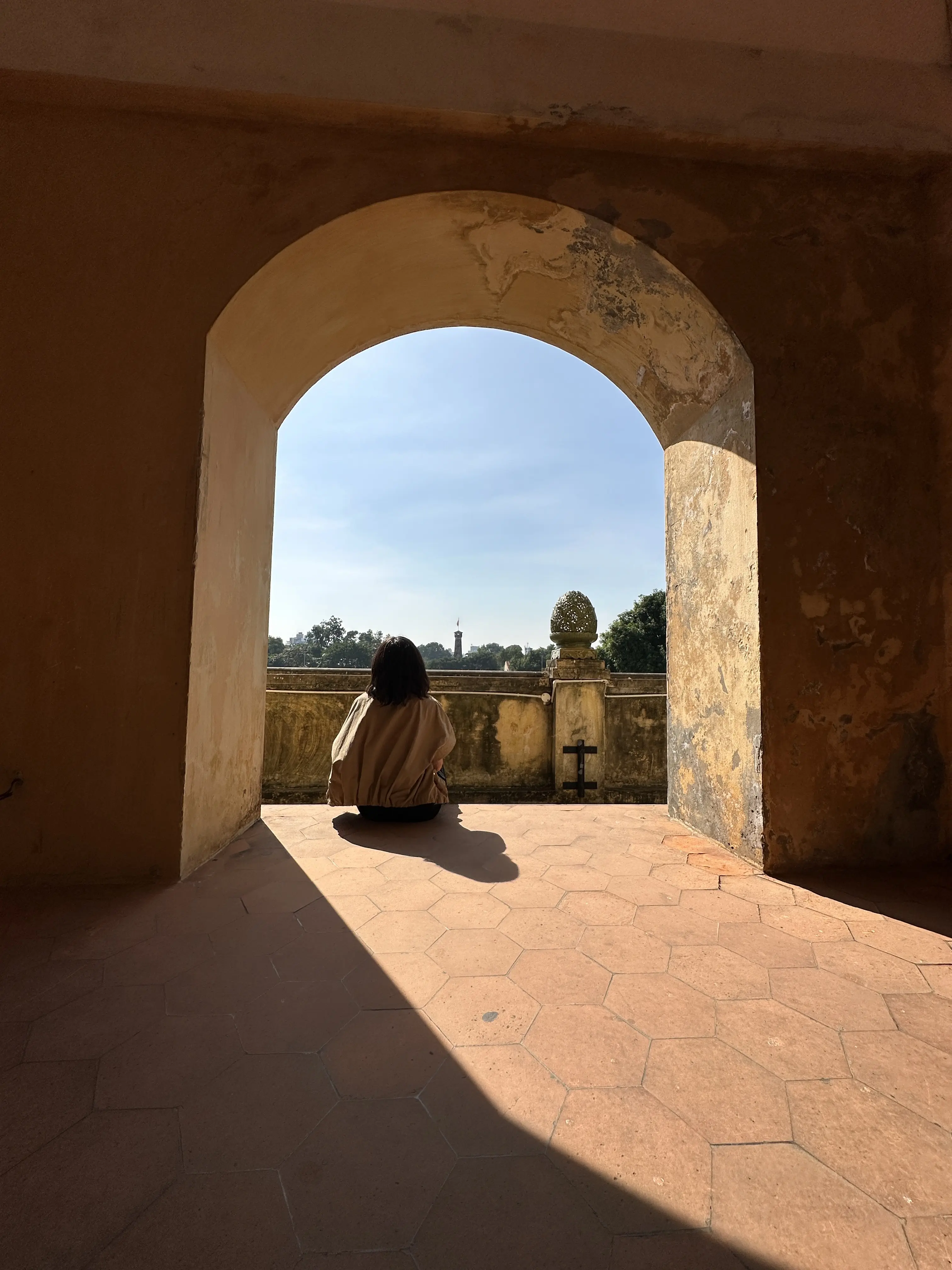 タンロン遺跡　瑞門　国旗掲揚台　世界遺産