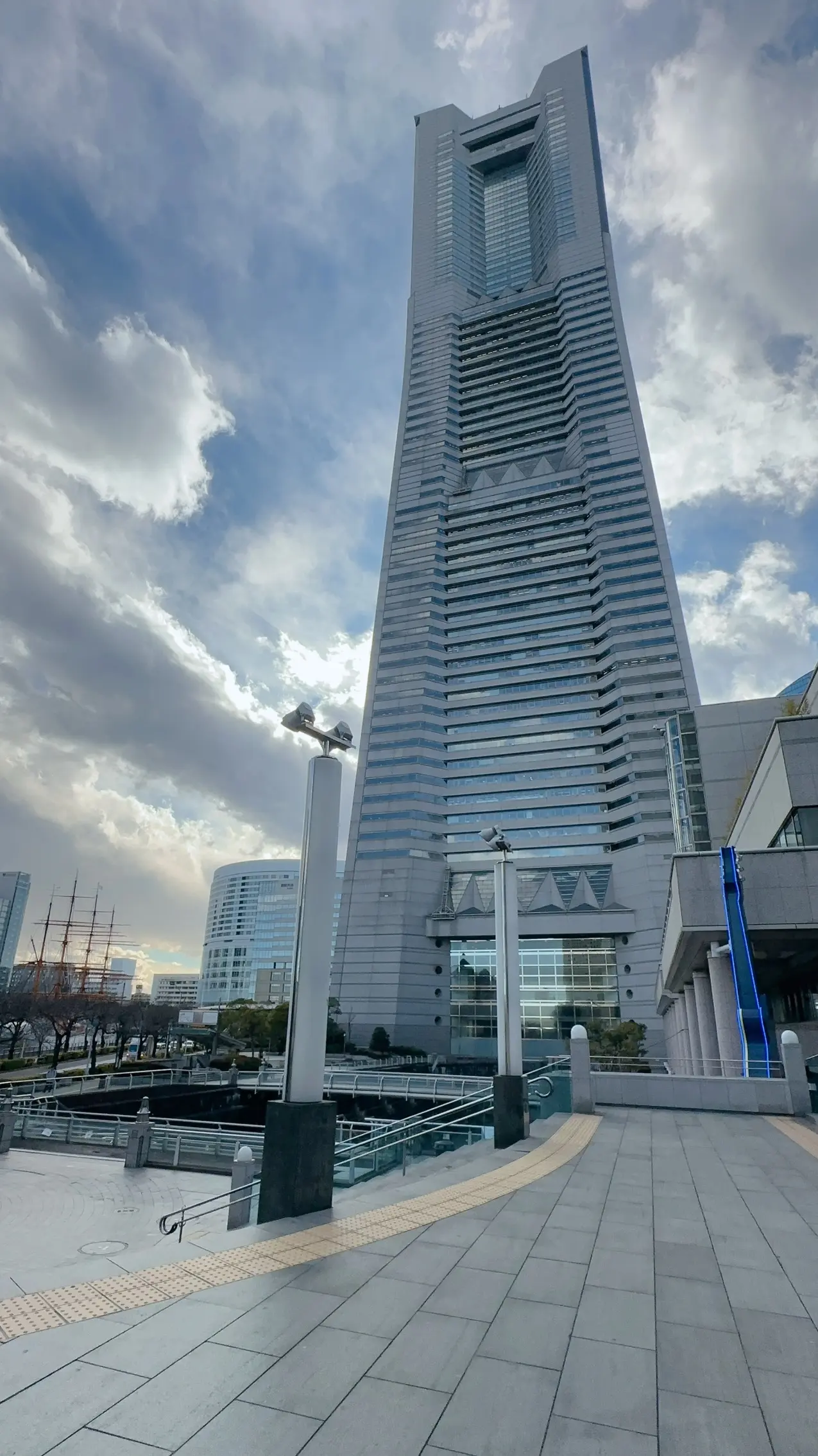 横浜みなとみらいランドマークタワー