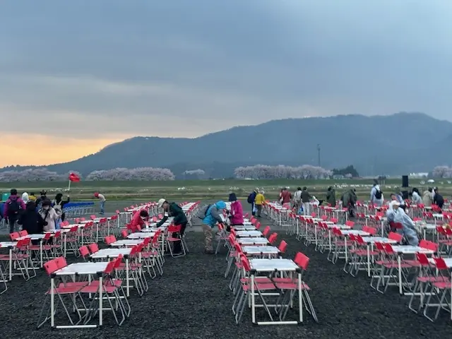 国内旅行　秋田　秋田旅行　角館　大曲　秋田犬　花火大会　武家屋敷　秋田土産　秋田銘菓　
 比内地鶏　羽田空港　秋田空港　日本酒　地酒　地ビール  桜　花見 もろこし　日本三大花火　秋田駅
