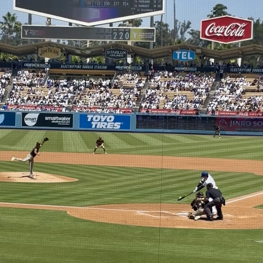 ダルビッシュvs大谷 ドジャース パドレス ドジャースタジアム