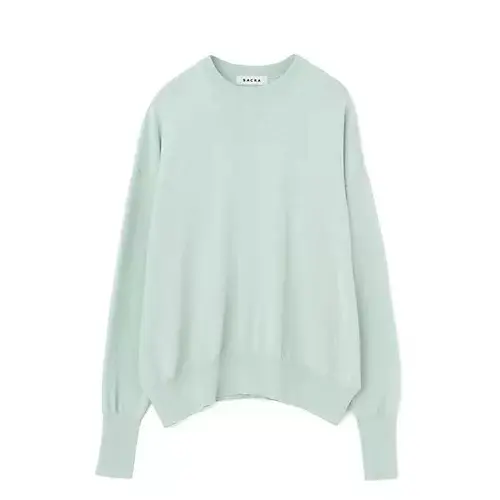 【50代 週末コーデ】冬の街に映える、ライトグリーンで軽やかカジュアル＃Jマダムのおしゃれ_1_2