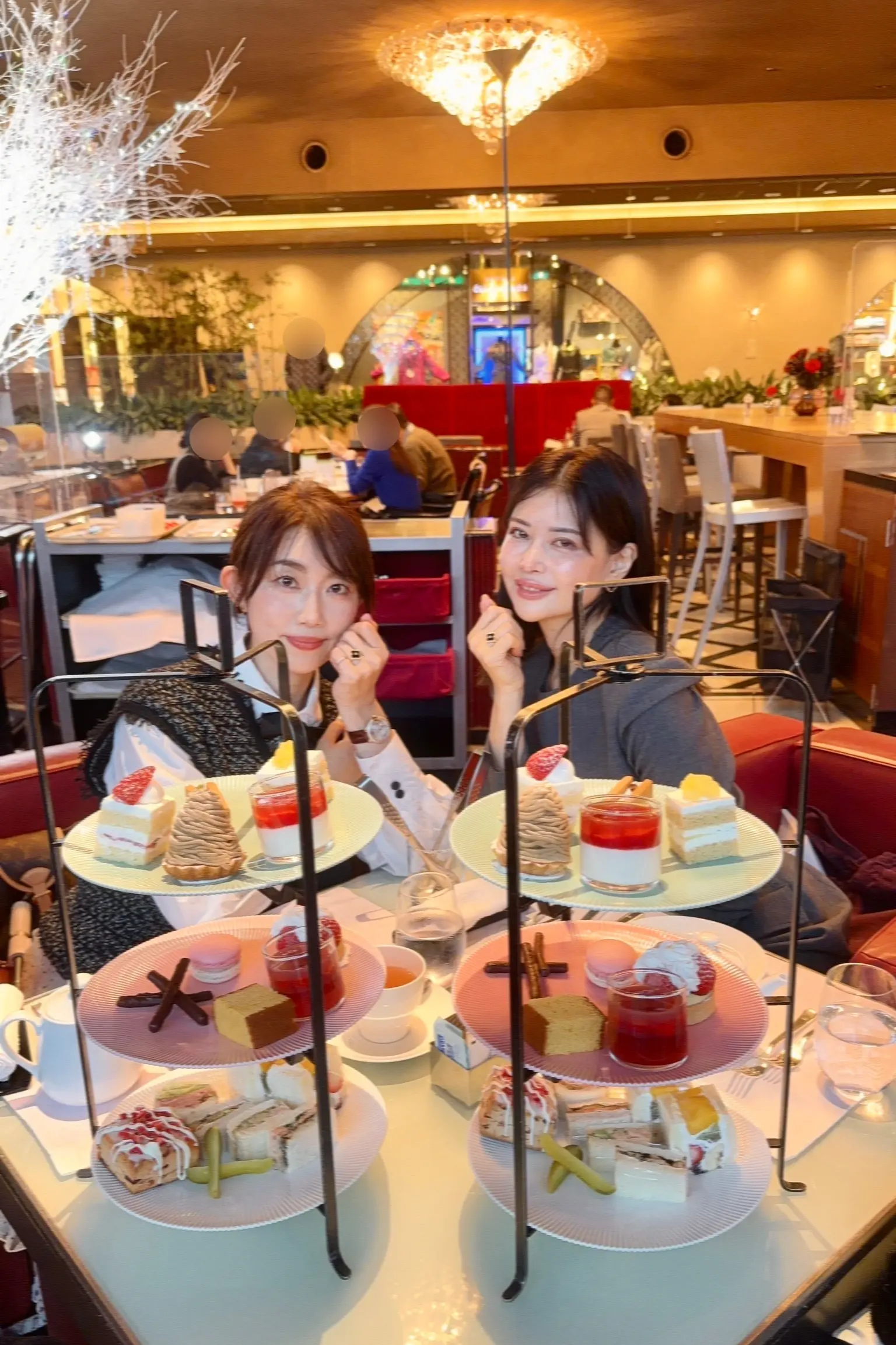 おそろいアクセサリーで、一足早く楽しむ「いちごのアフターヌーンティ」_1_6