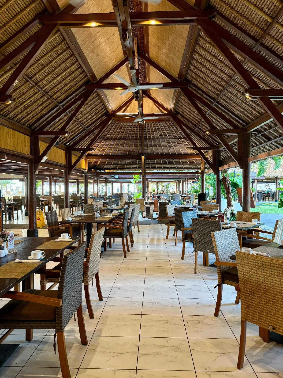 【50代夫婦旅行】 大人がのんびり楽しめるビーチと街があるバリ島サヌール地区_1_15