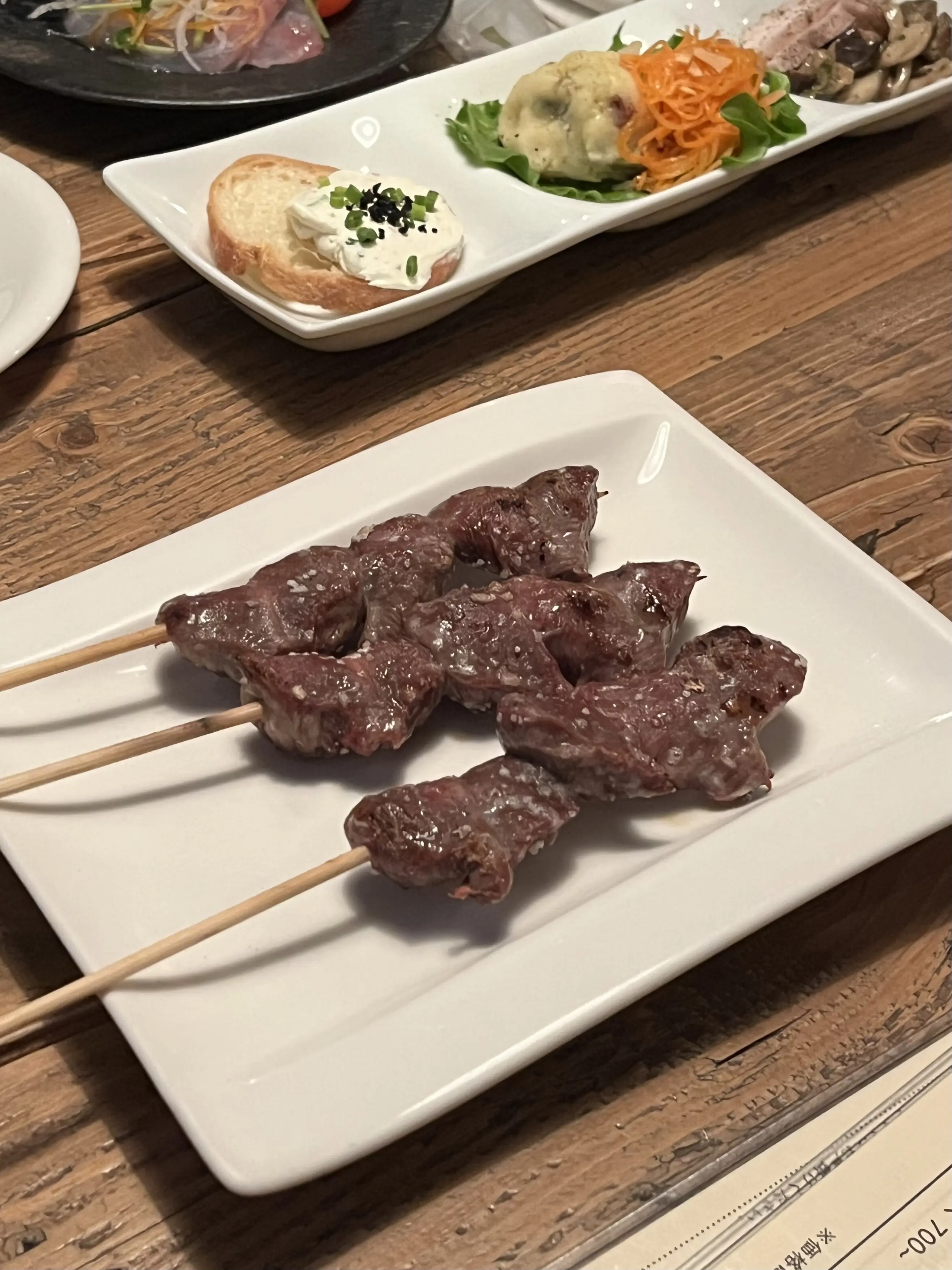 食通が通うフレンチ焼き鳥。道産食材や自然派ワインが揃う人気店を堪能_1_9-1