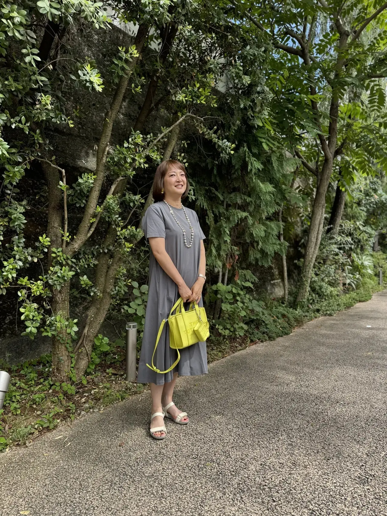 【50代「ユニクロ・GU」コーデ】過酷な夏を快適に！猛暑のおしゃれに役立つインナーやTシャツが大活躍_1_7