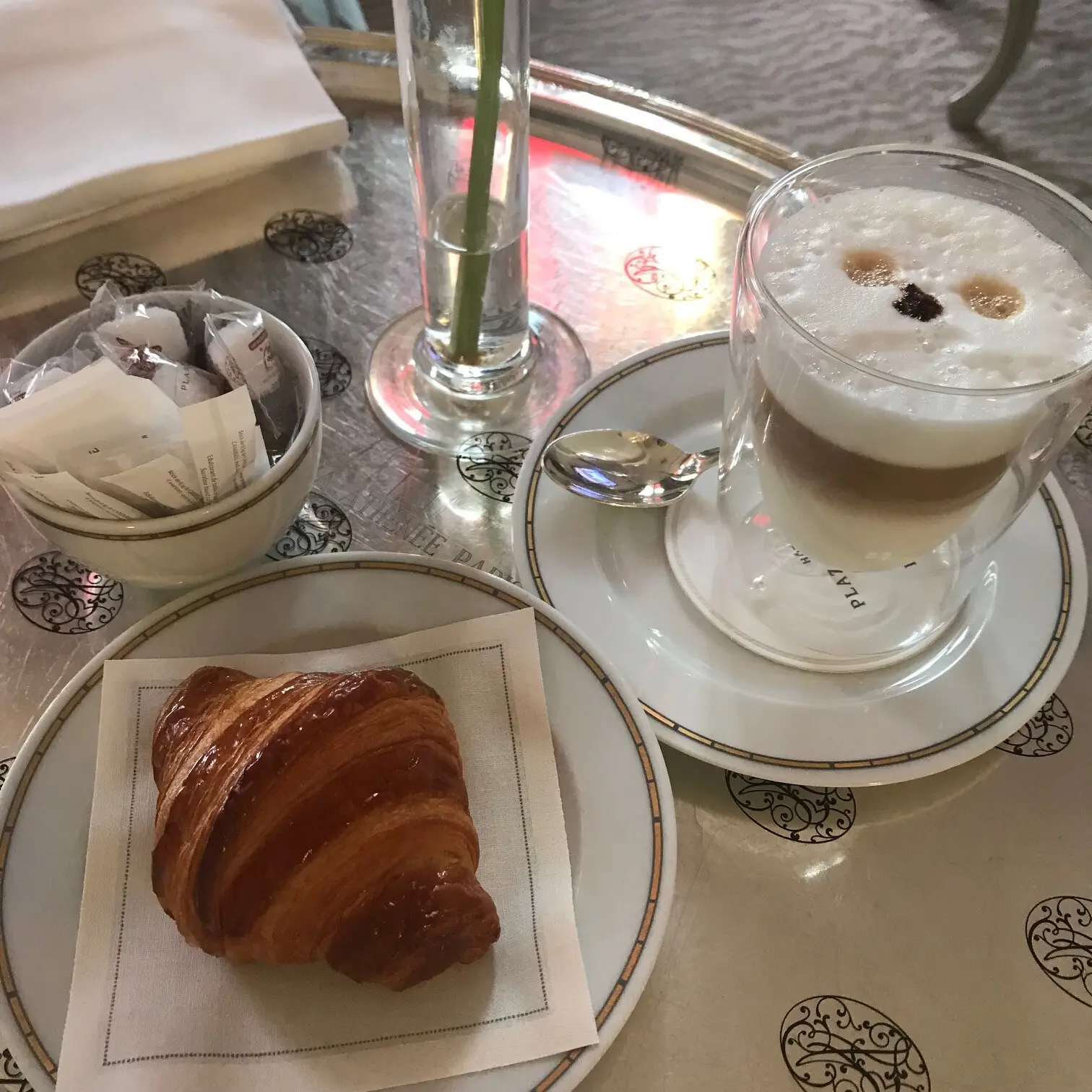 生きるために食べるべきで、食べるために生きるべきではないーil faut manger pour vivre, et non pas vivre pour manger【フランスの美しい言葉 vol.17】_1_3