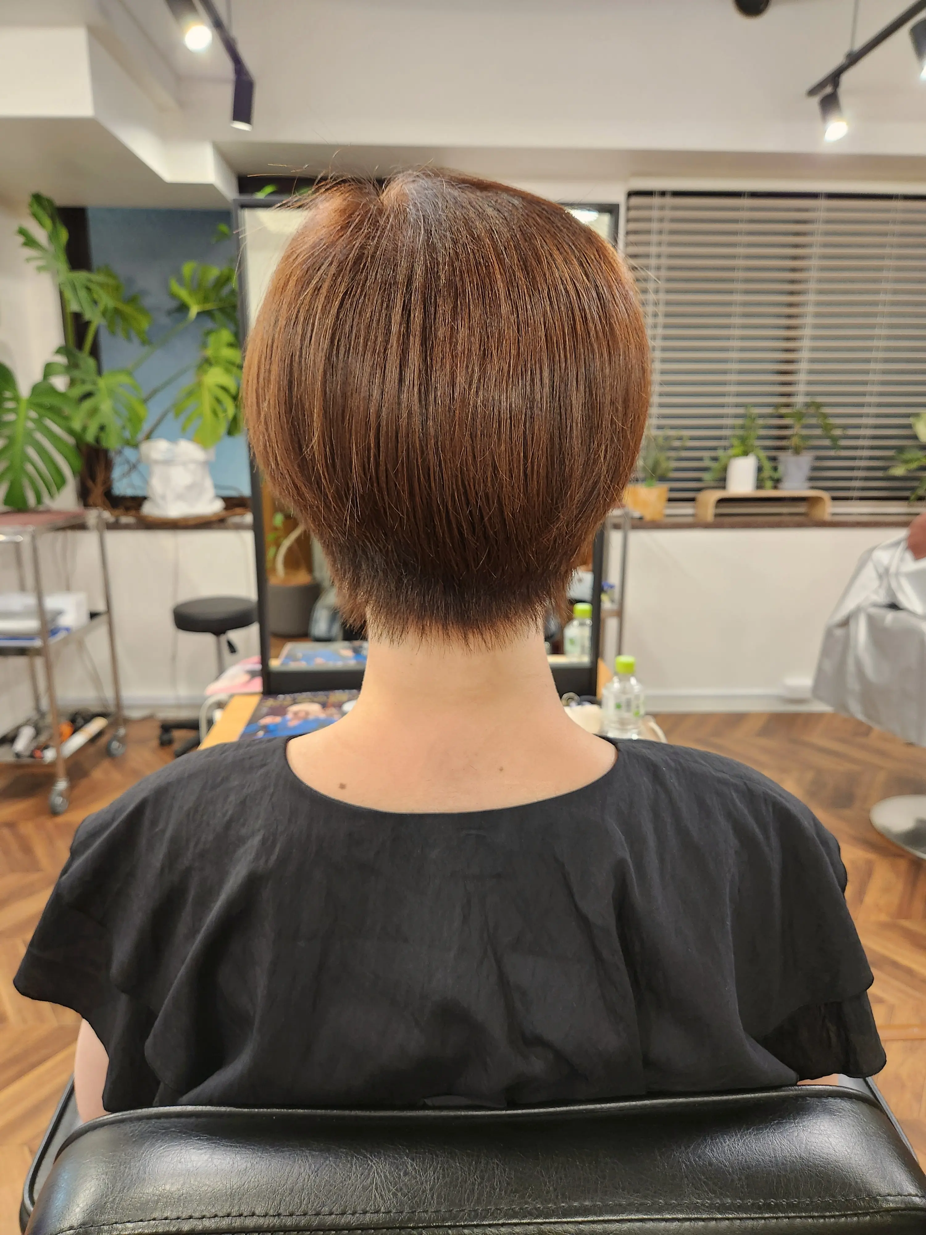 夏のスッキリショートヘアー_1_4