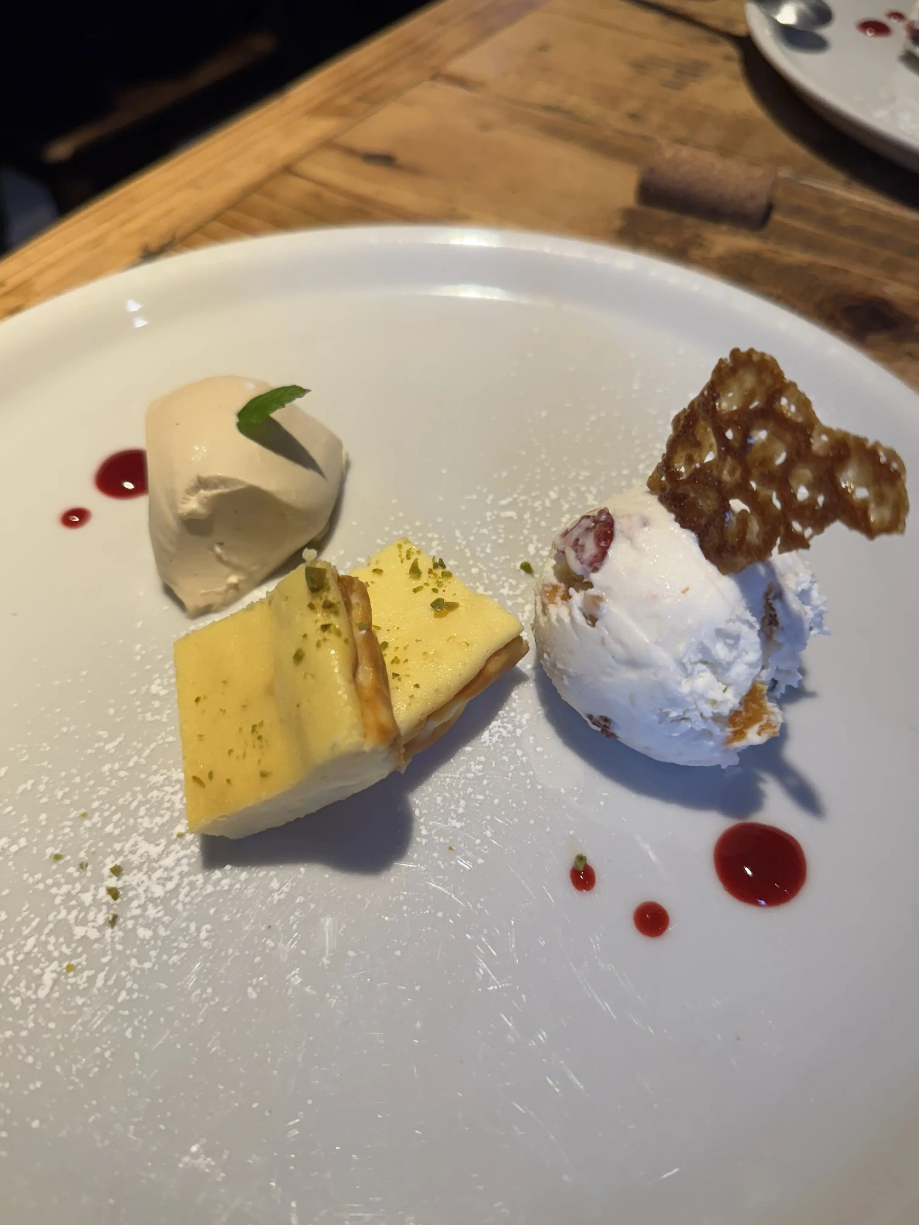 ショートトレンチでつくる大人カジュアルの鎌倉スタイル_1_5-3