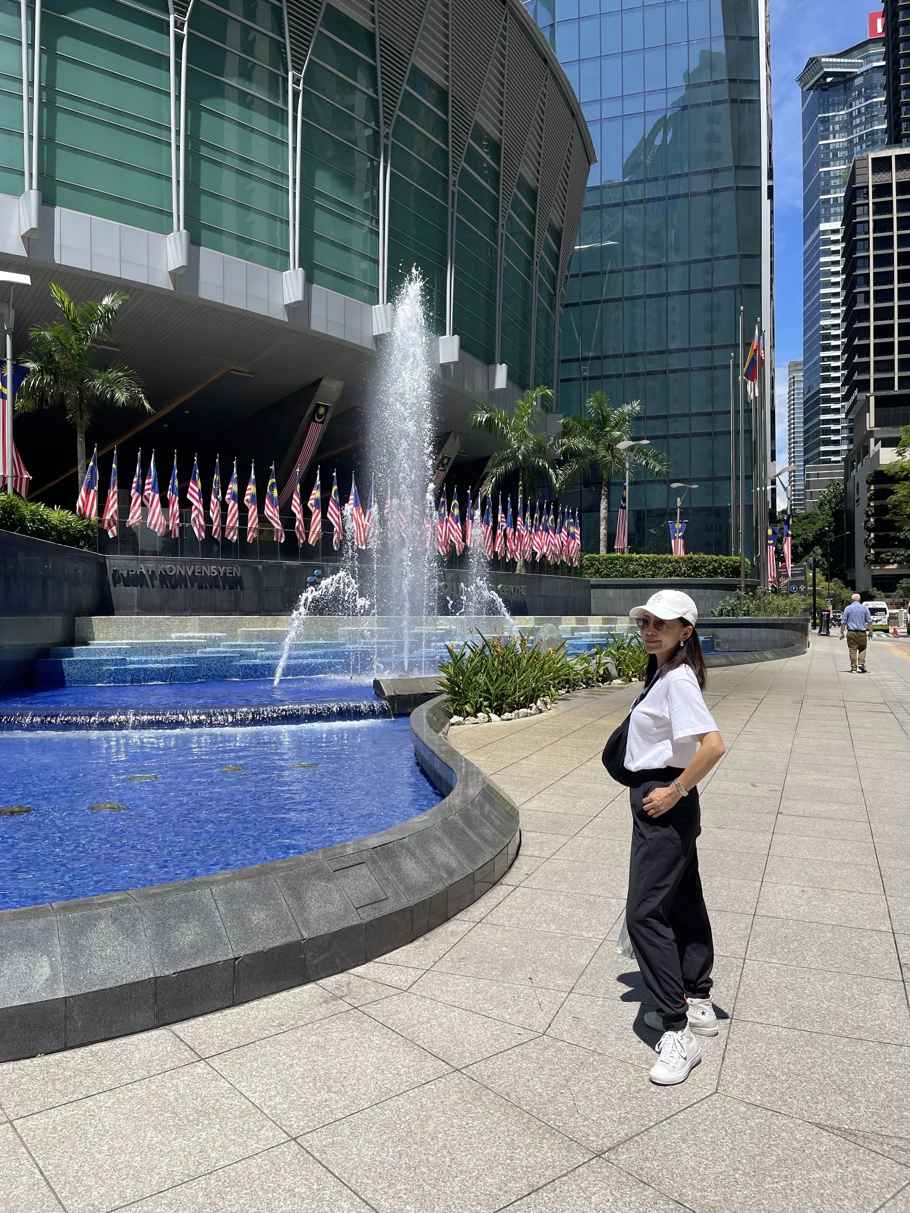 UNIQLOとZARAのモノトーンスタイルでクアラルンプールの街歩き🇲🇾_1_6