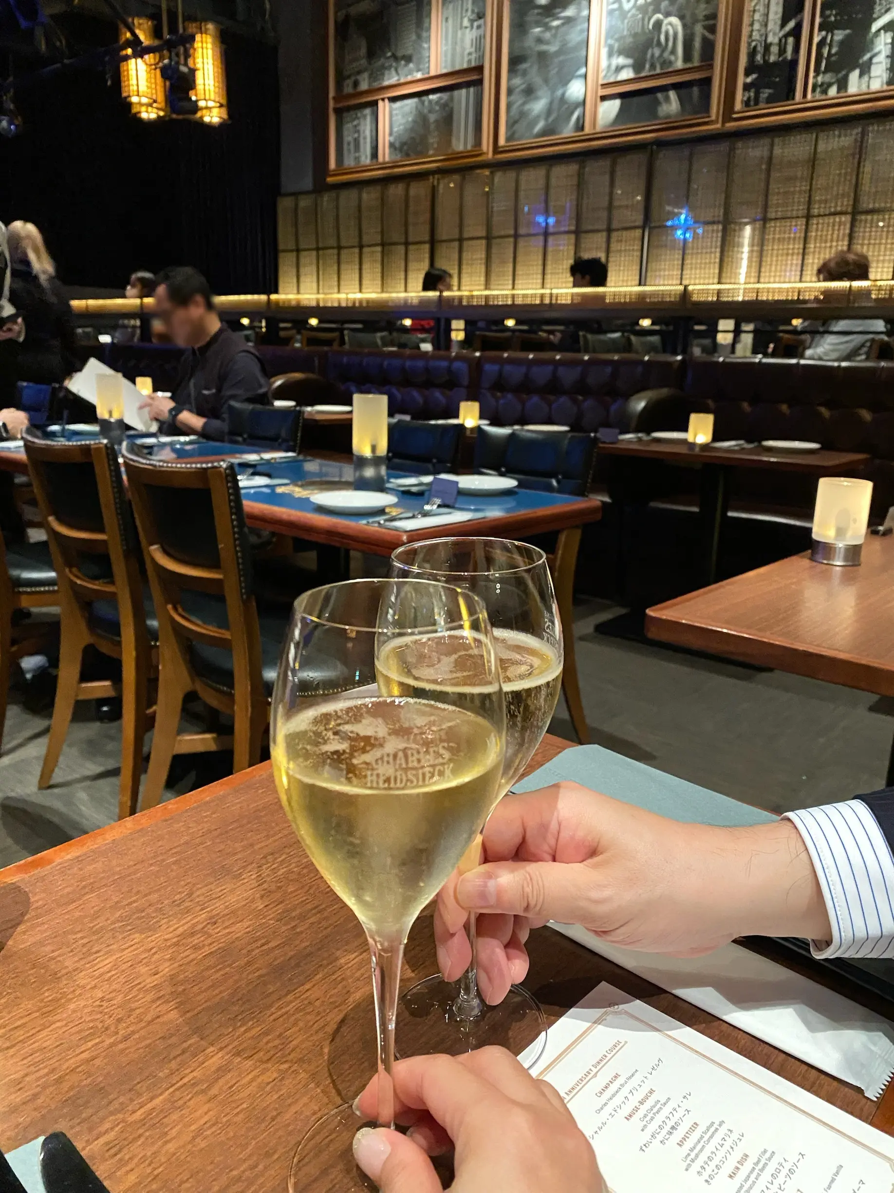 ブルーノート東京 記念日ディナー乾杯｜シャルル・エドシックで始めるバースデーナイト