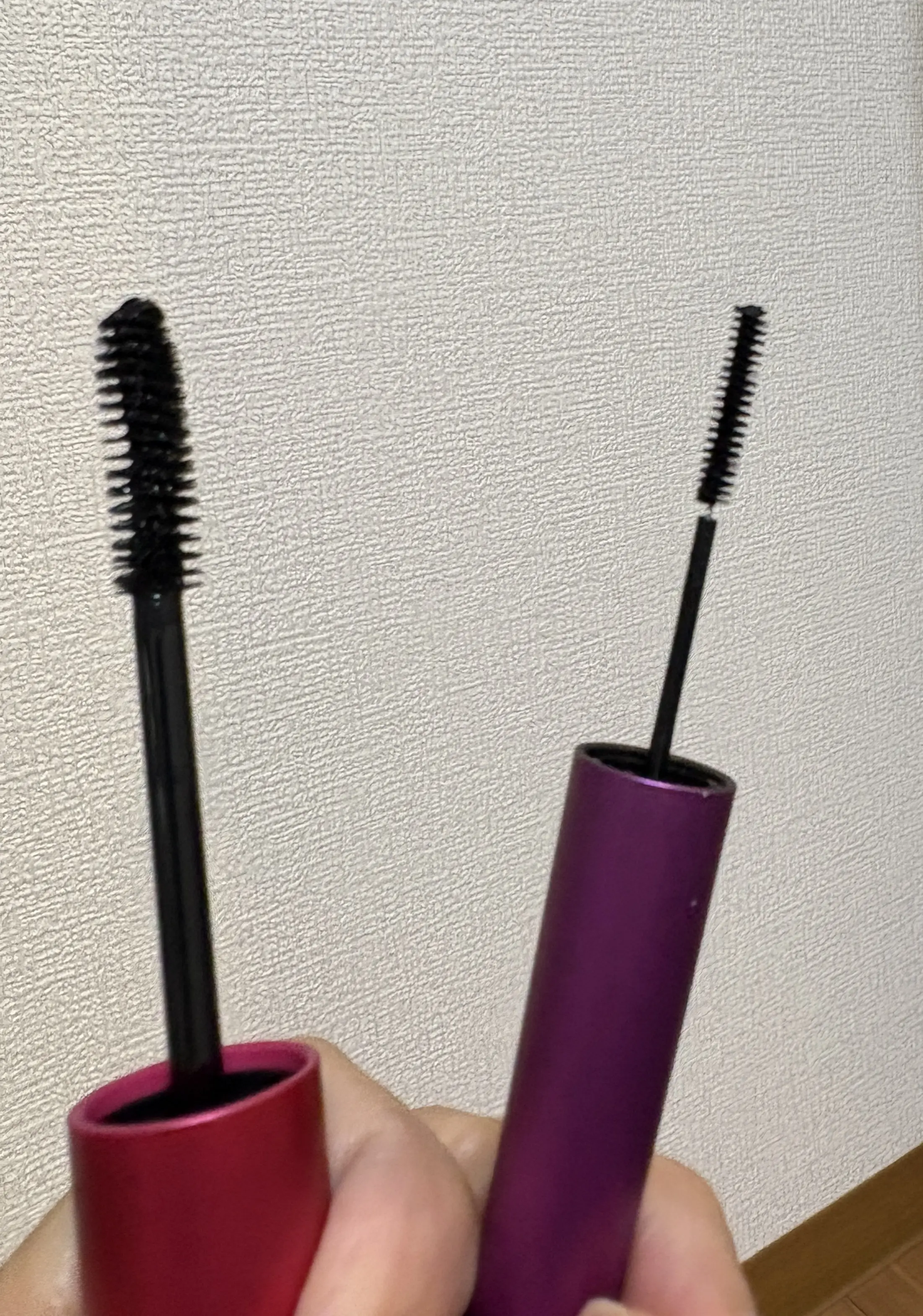 大人ショートに映えるまつげ。髪と目元でつくる、私らしい“軽やかさ”_1_9