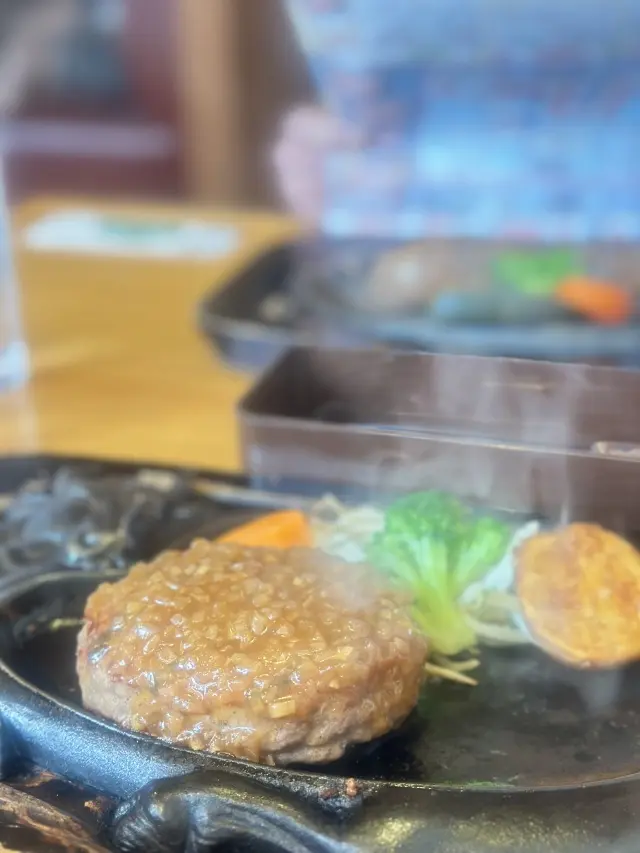 富士山本宮浅間大社 × ユニクロのジョガーパンツ_1_9