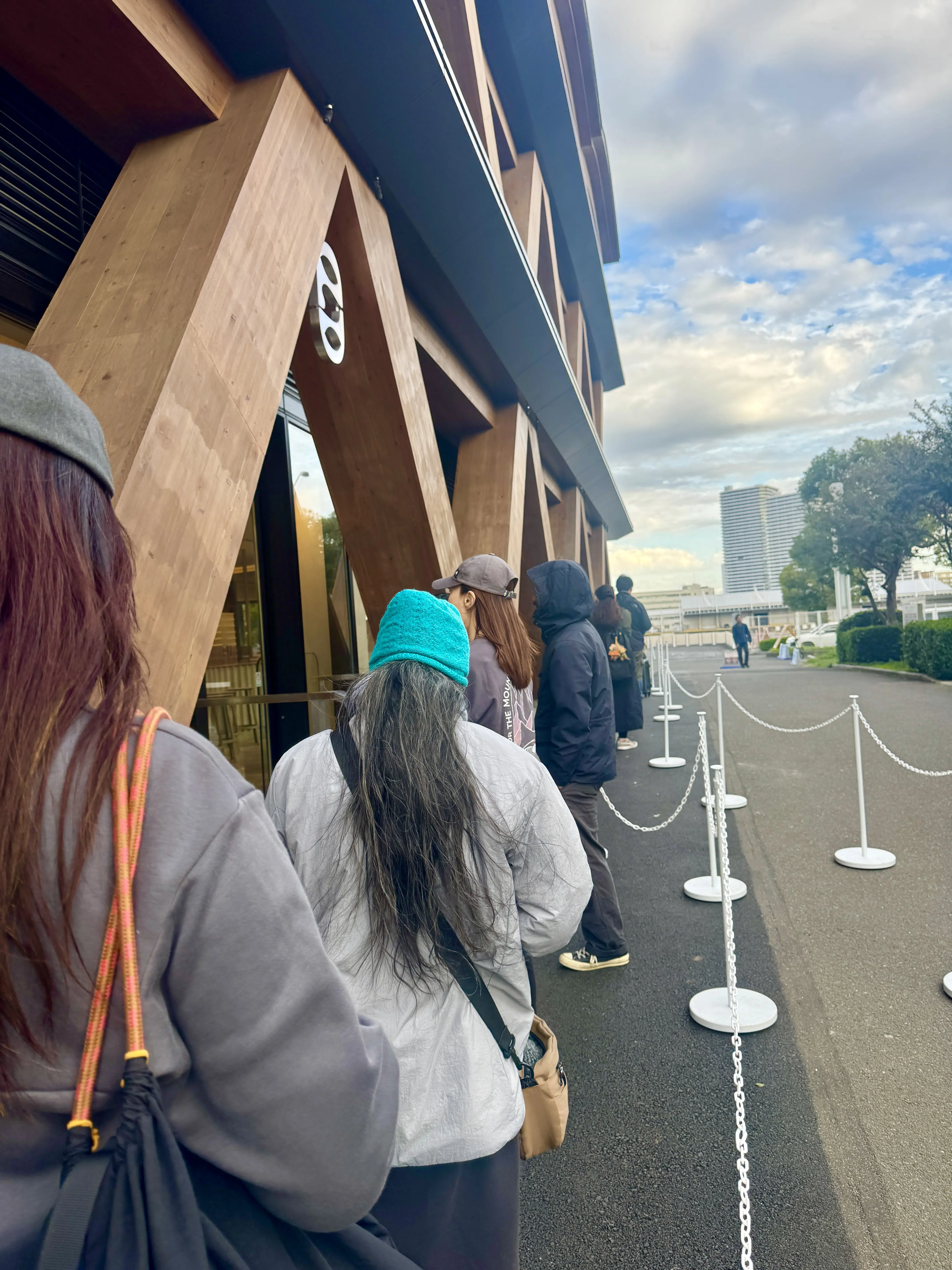 連日行列の新スポット!生ドーナツ「I’m donut?」とベーカリー「dacō」が「横浜ティンバーワーフ」に同時オープン!_1_2