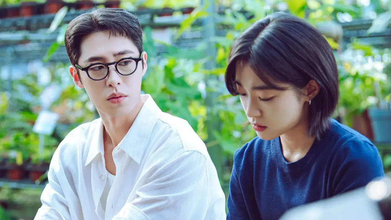 両親の離婚によって、韓国とアメリカで離れて暮らすことになった双子のペク・ドハとドヨン。