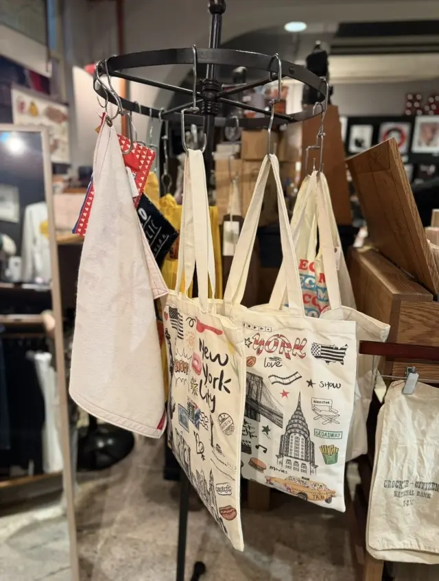 大好きなニット帽で秋コーデ、神戸の魅力あふれる街と出会いをご紹介します_1_8