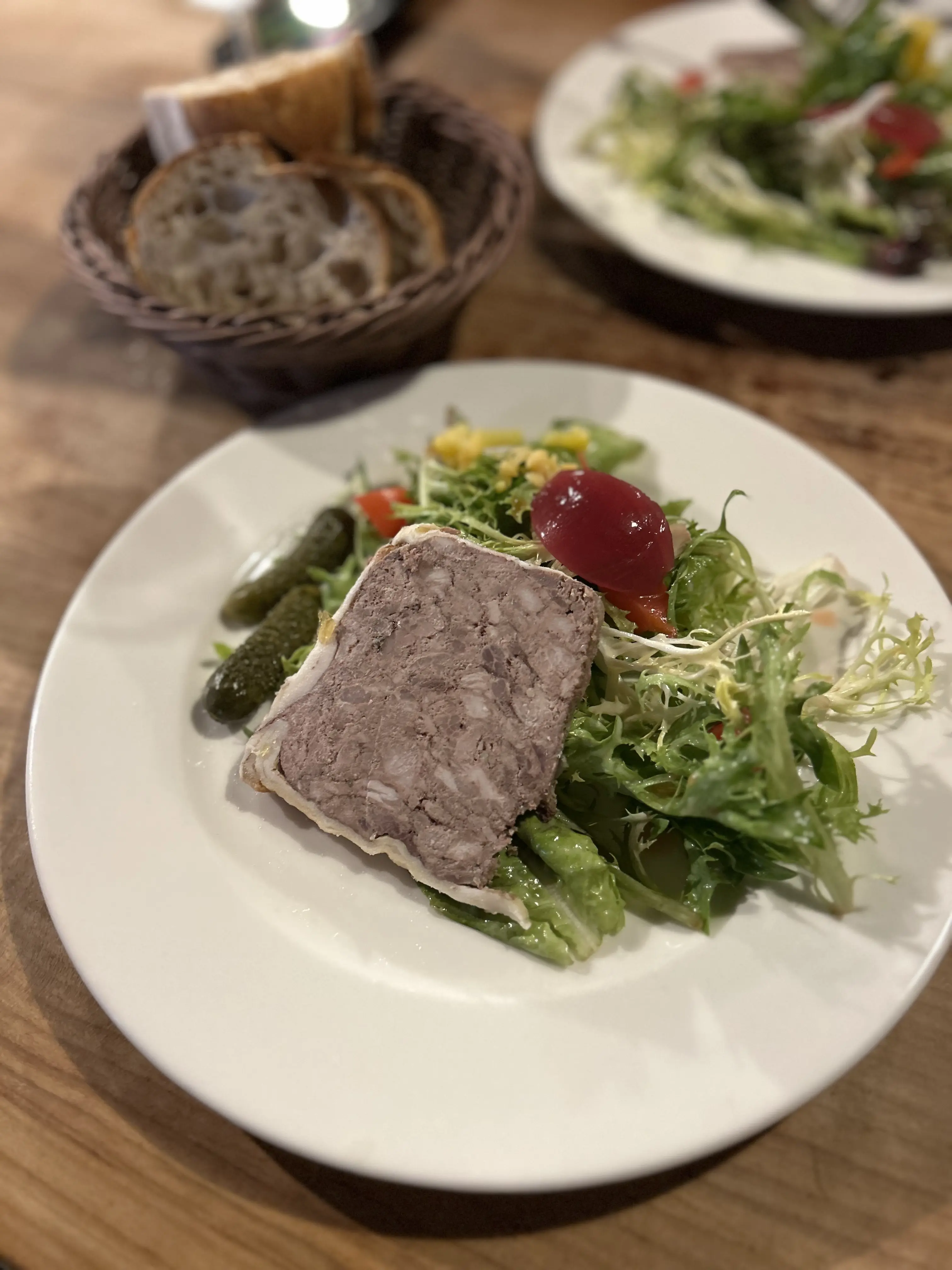 フランス リヨン Restaurant Abel (レストラン・アベル)