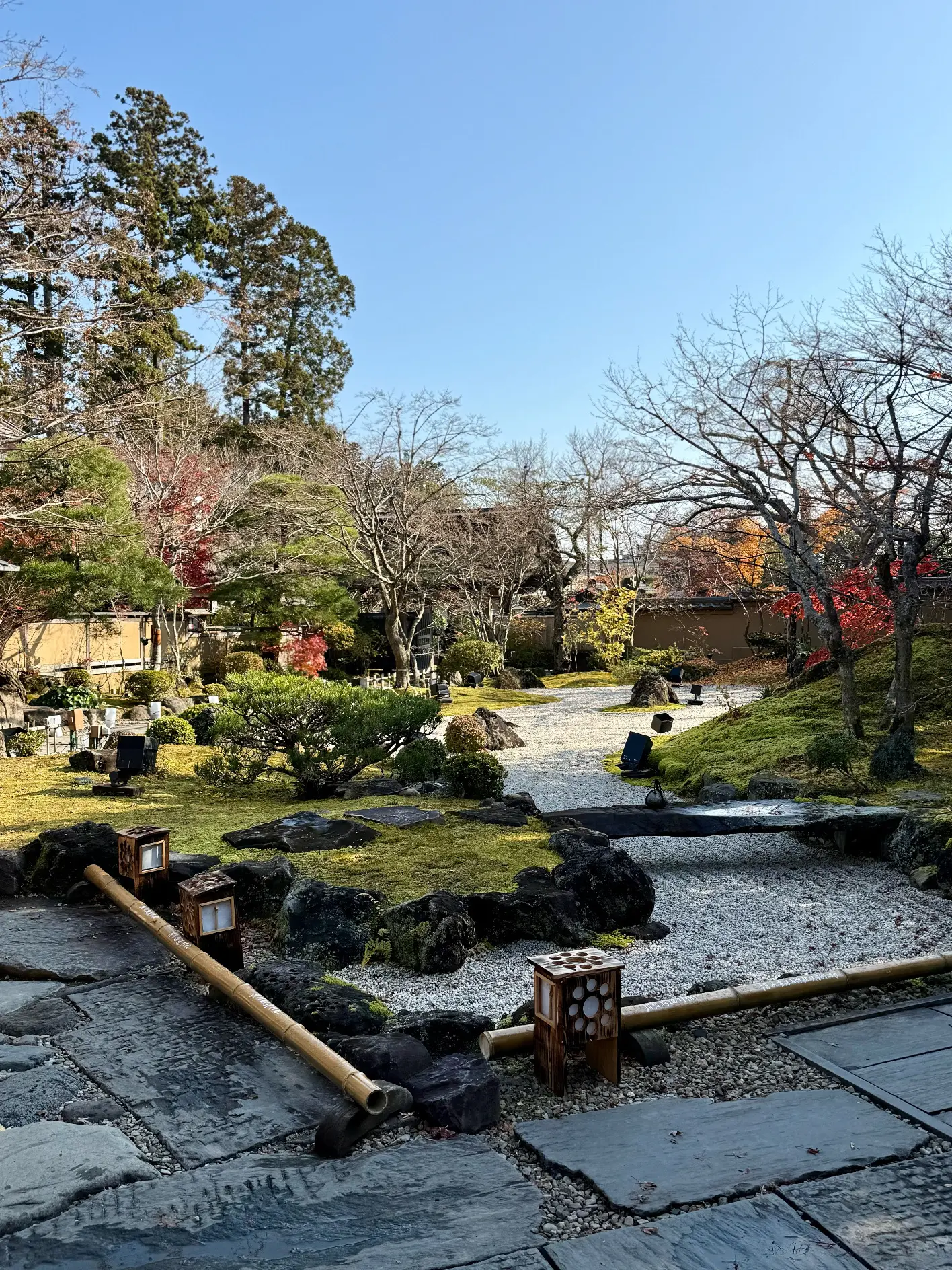 羽織るだけで見た目も気分も華やぐ♪ストールコーディネートで秋のお出かけ_1_15