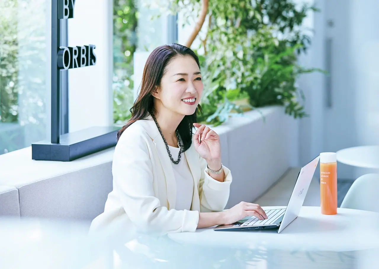 山口さん、SKINCARE LOUNGE BY ORBISにて