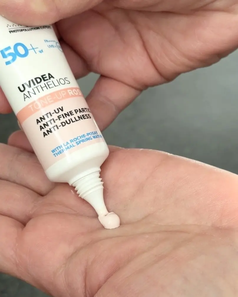 ラロッシュポゼ　UVイデア XL プロテクショントーンアップ ローズ