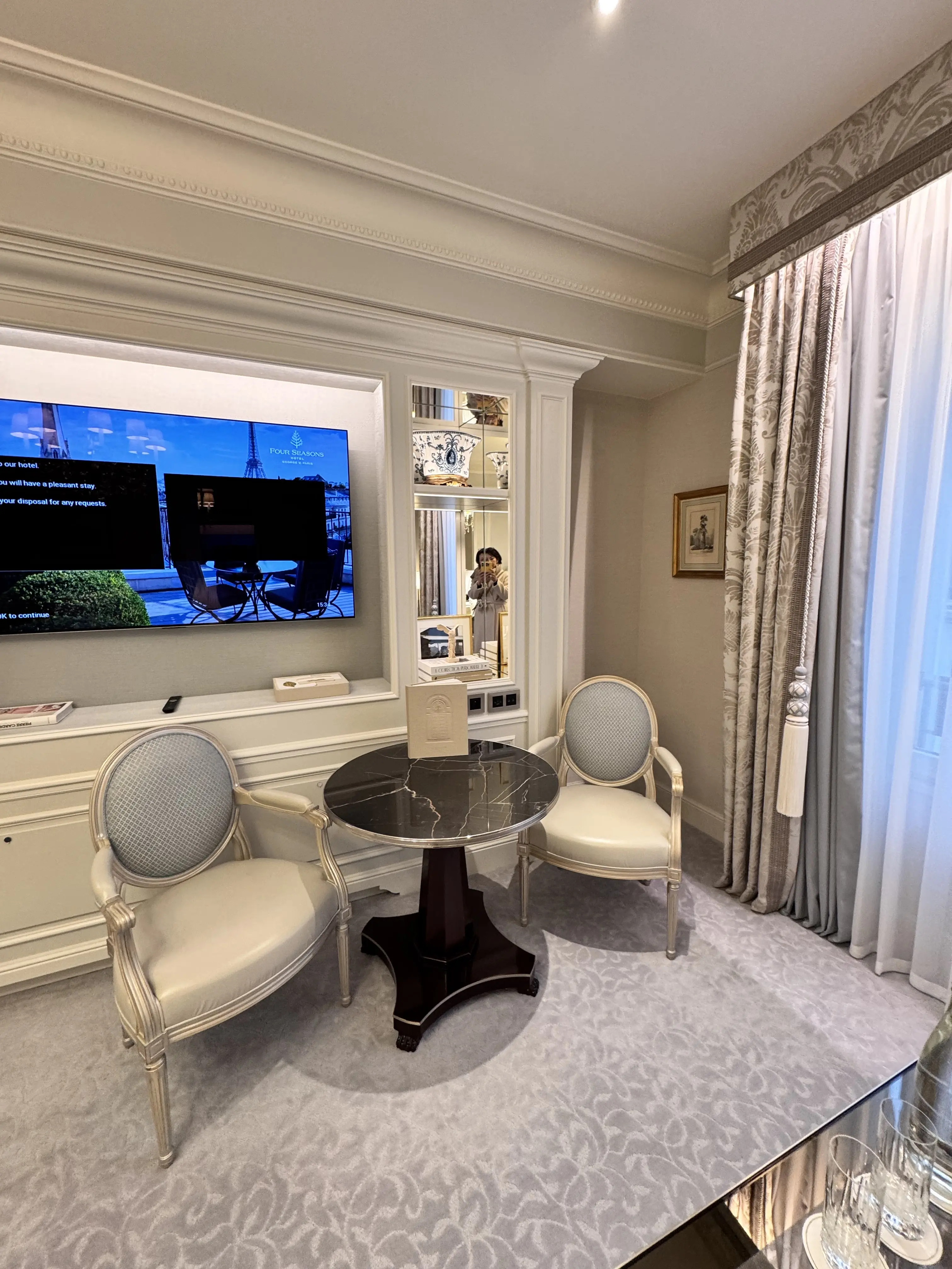 50代が海外旅に泊まりたいフランスパリのラグジャリーホテルと上品コーデ♡_1_10-1