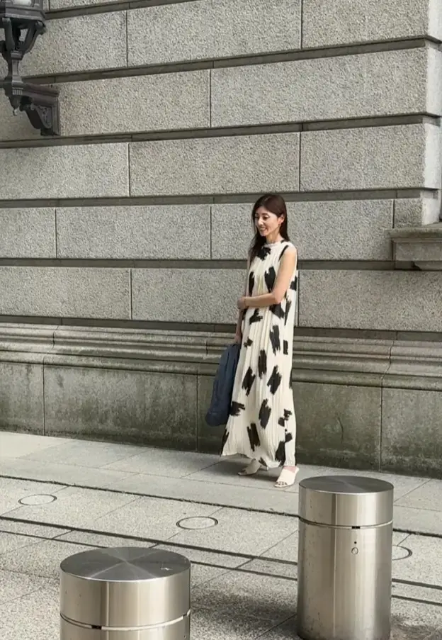 夏の服装選びのポイントは？50代 暑い日のおしゃれの楽しみ方【エクラ華組SNAP】_1_9